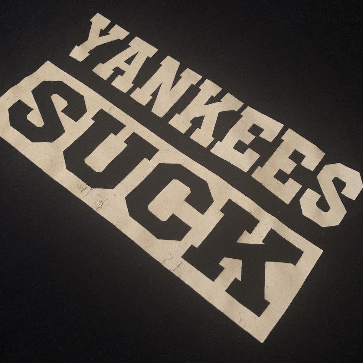 New York Yankees Vintage 2000s OG New York Yankees Suck Big Graphic Logo Tee Size US XL / EU 56 / 4 - 4 Thumbnail