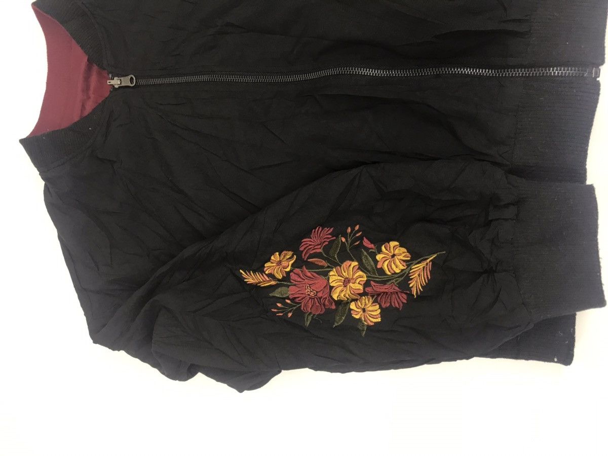 Other Kcde Begum Sukajan Bomber Embroidery Flower Floral Size M / US 6-8 / IT 42-44 - 10 Thumbnail