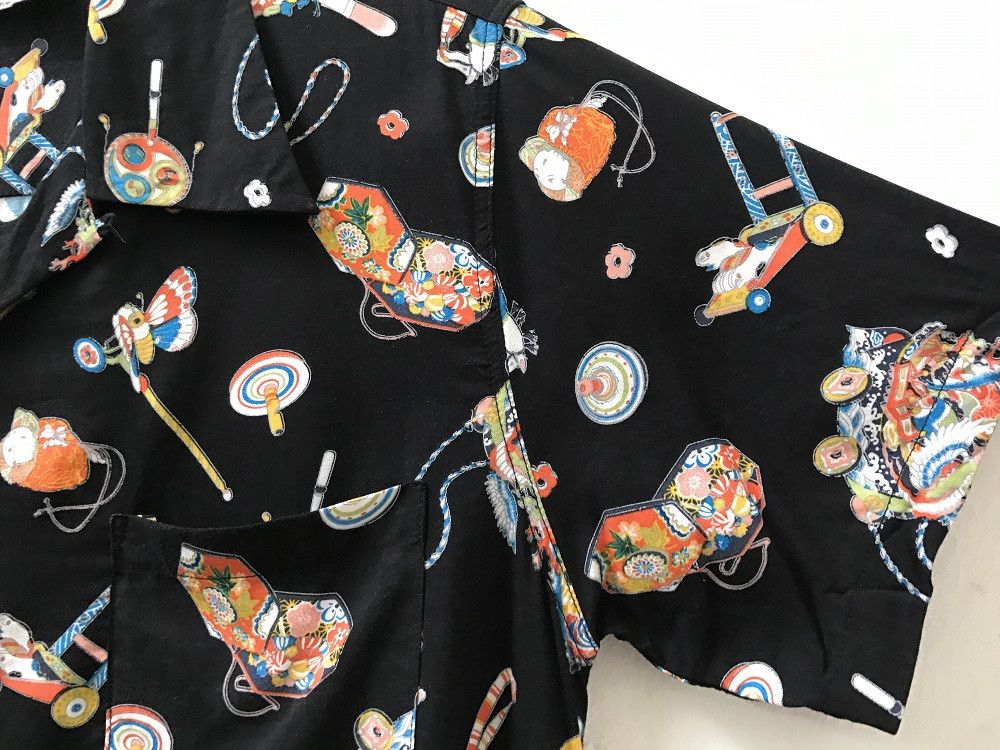 Japanese Brand Japanese Hawaiian History Book Japan Motif Gisha Size US M / EU 48-50 / 2 - 4 Thumbnail