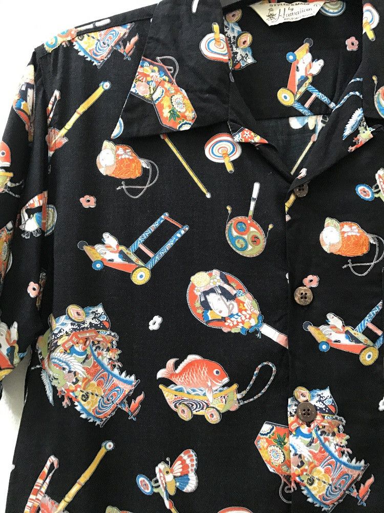 Japanese Brand Japanese Hawaiian History Book Japan Motif Gisha Size US M / EU 48-50 / 2 - 7 Thumbnail