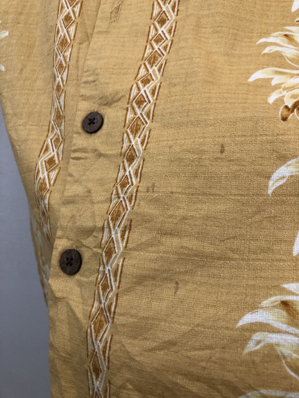 Tommy Bahama Tommy Bahama Pineapple 🍍 Printed Border Hawaiian Shirt Size US L / EU 52-54 / 3 - 7 Thumbnail