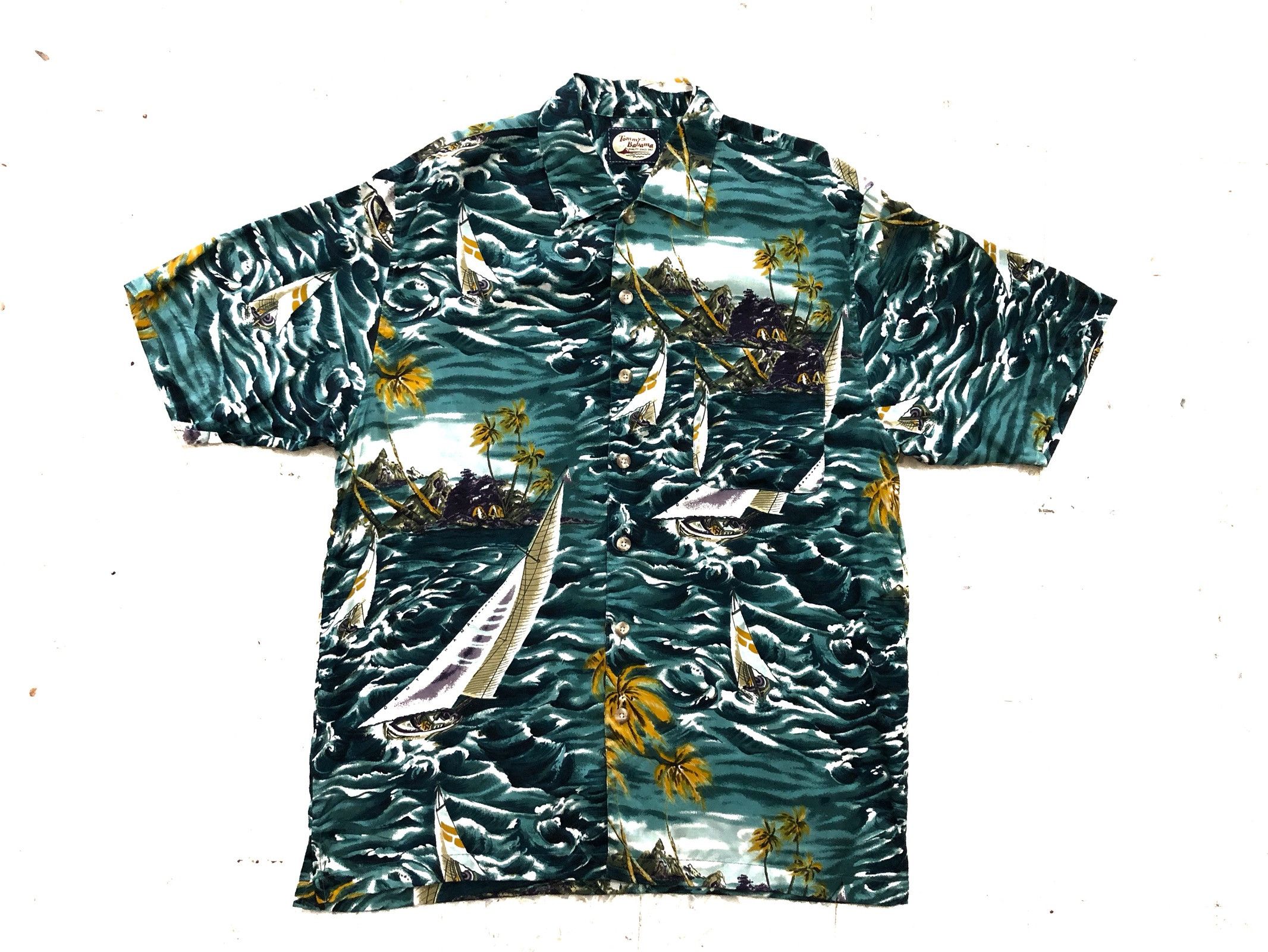 Tommy Bahama Vintage TB 100% Rayon Sail Boat Palm Tree Ocean Hawaiian Size US M / EU 48-50 / 2 - 1 Thumbnail