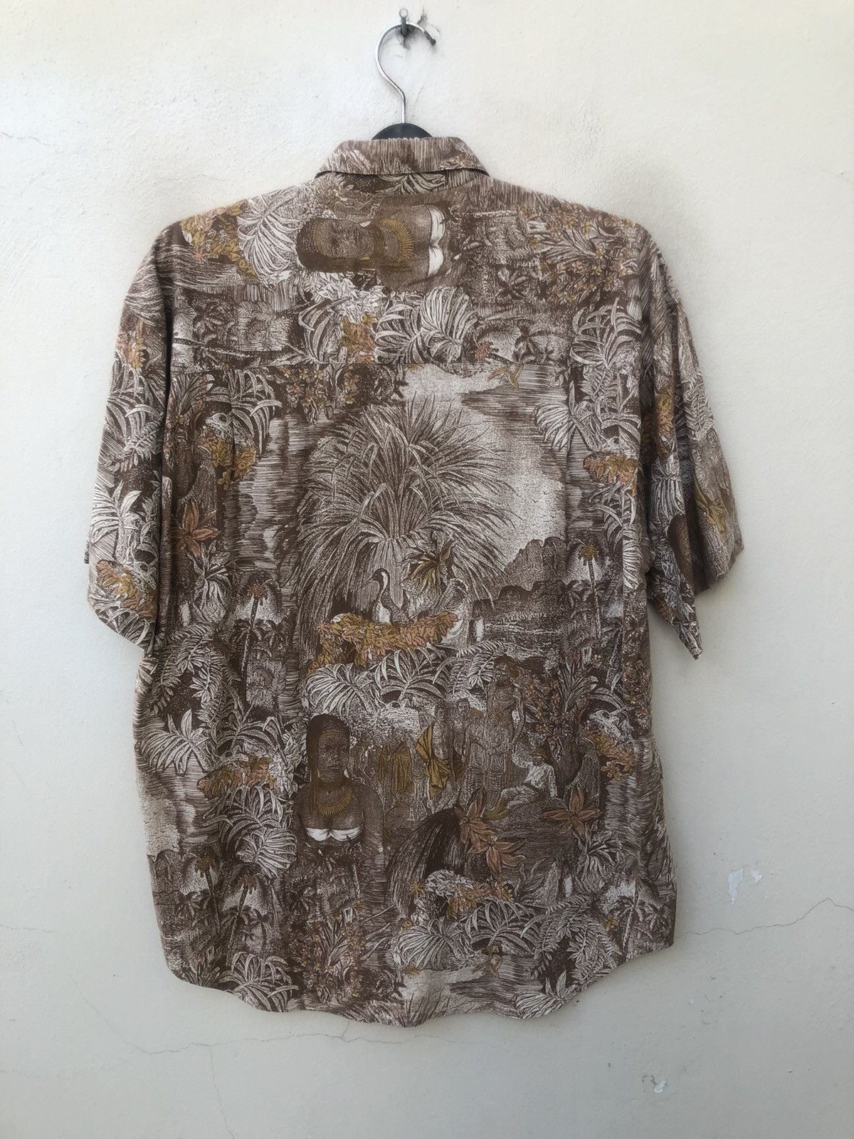 Vintage TIME SHIFTER For Wandering Men Rayon Silk Tribal Size US L / EU 52-54 / 3 - 14 Thumbnail