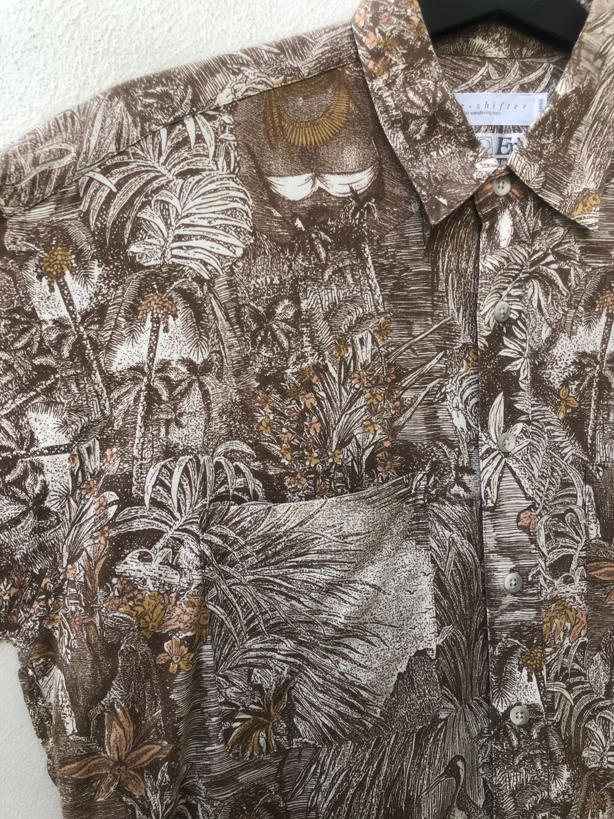 Vintage TIME SHIFTER For Wandering Men Rayon Silk Tribal Size US L / EU 52-54 / 3 - 11 Thumbnail
