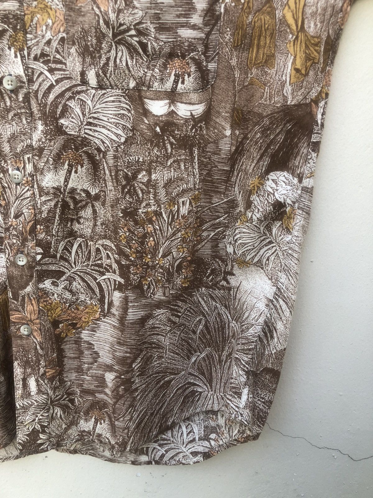 Vintage TIME SHIFTER For Wandering Men Rayon Silk Tribal Size US L / EU 52-54 / 3 - 9 Thumbnail