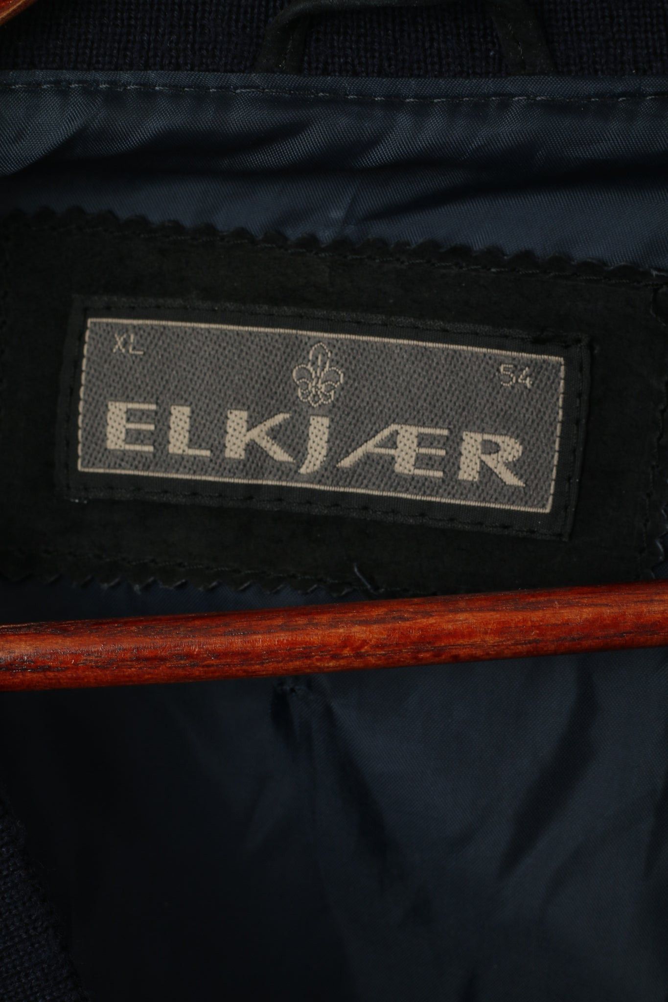 Vintage Elkjaer Men 54 XL Button Front Cardigan Navy Leather 3147 Size US XL / EU 56 / 4 - 4 Thumbnail