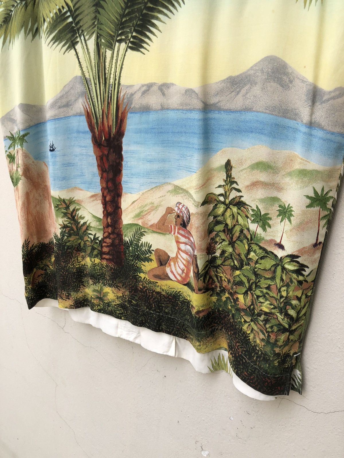 Matsuda Vintage 90s Nicole Club For Men Japan Rayon Hawaiian Shirt Size US L / EU 52-54 / 3 - 7 Thumbnail