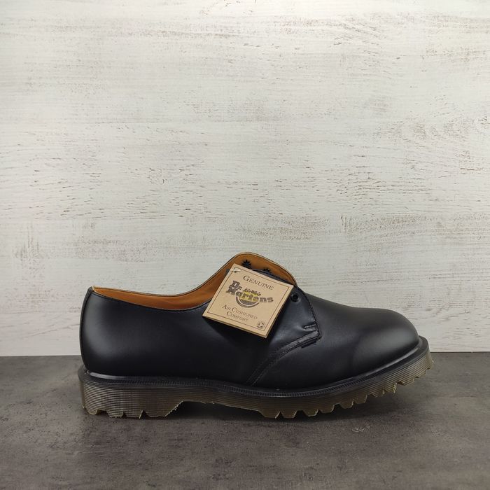 Dr hot sale martens 8249