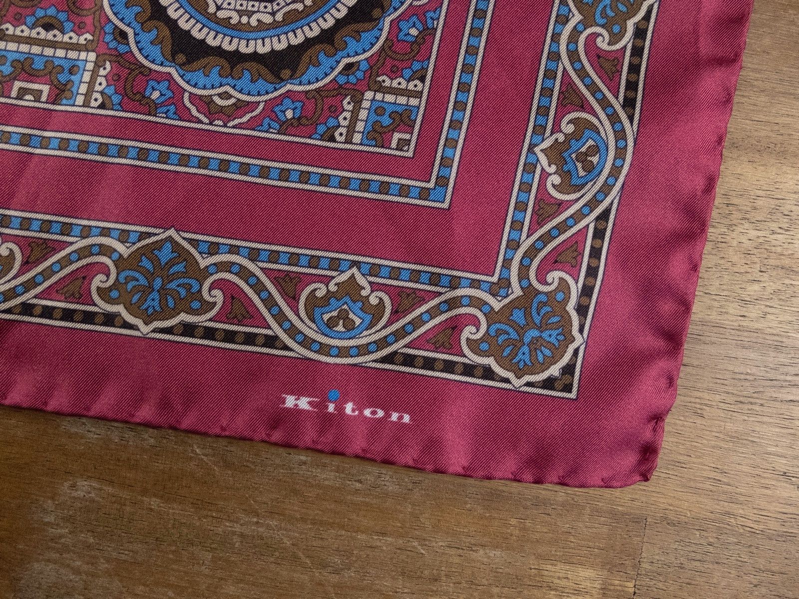 Kiton KITON Napoli red silk pocket square authentic Size ONE SIZE - 2 Thumbnail