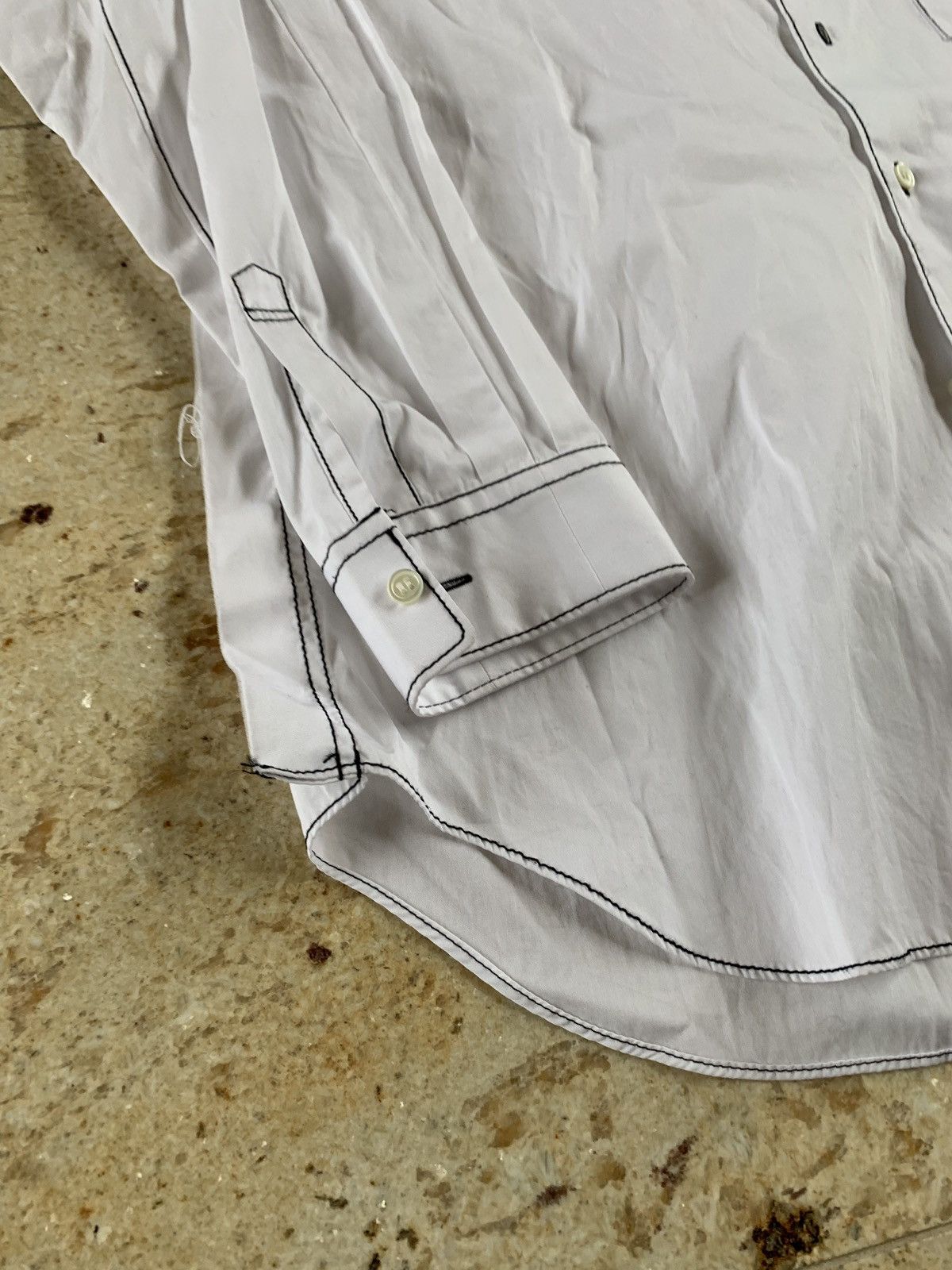 Comme des Garcons Back Attache Button Up In White With Black Stitch Size US M / EU 48-50 / 2 - 5 Thumbnail