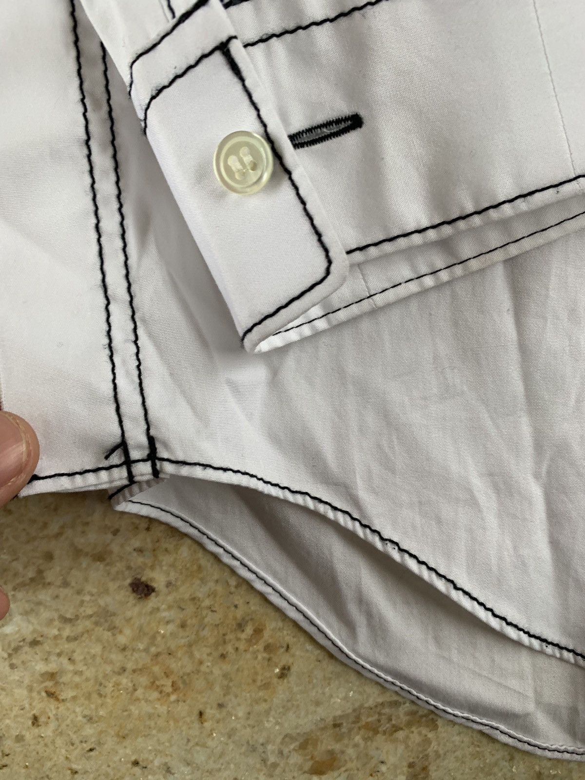 Comme des Garcons Back Attache Button Up In White With Black Stitch Size US M / EU 48-50 / 2 - 6 Thumbnail