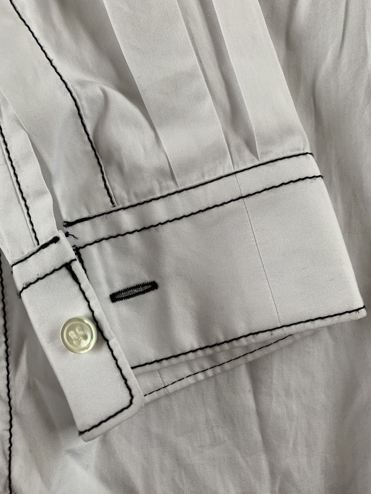 Comme des Garcons Back Attache Button Up In White With Black Stitch Size US M / EU 48-50 / 2 - 8 Thumbnail