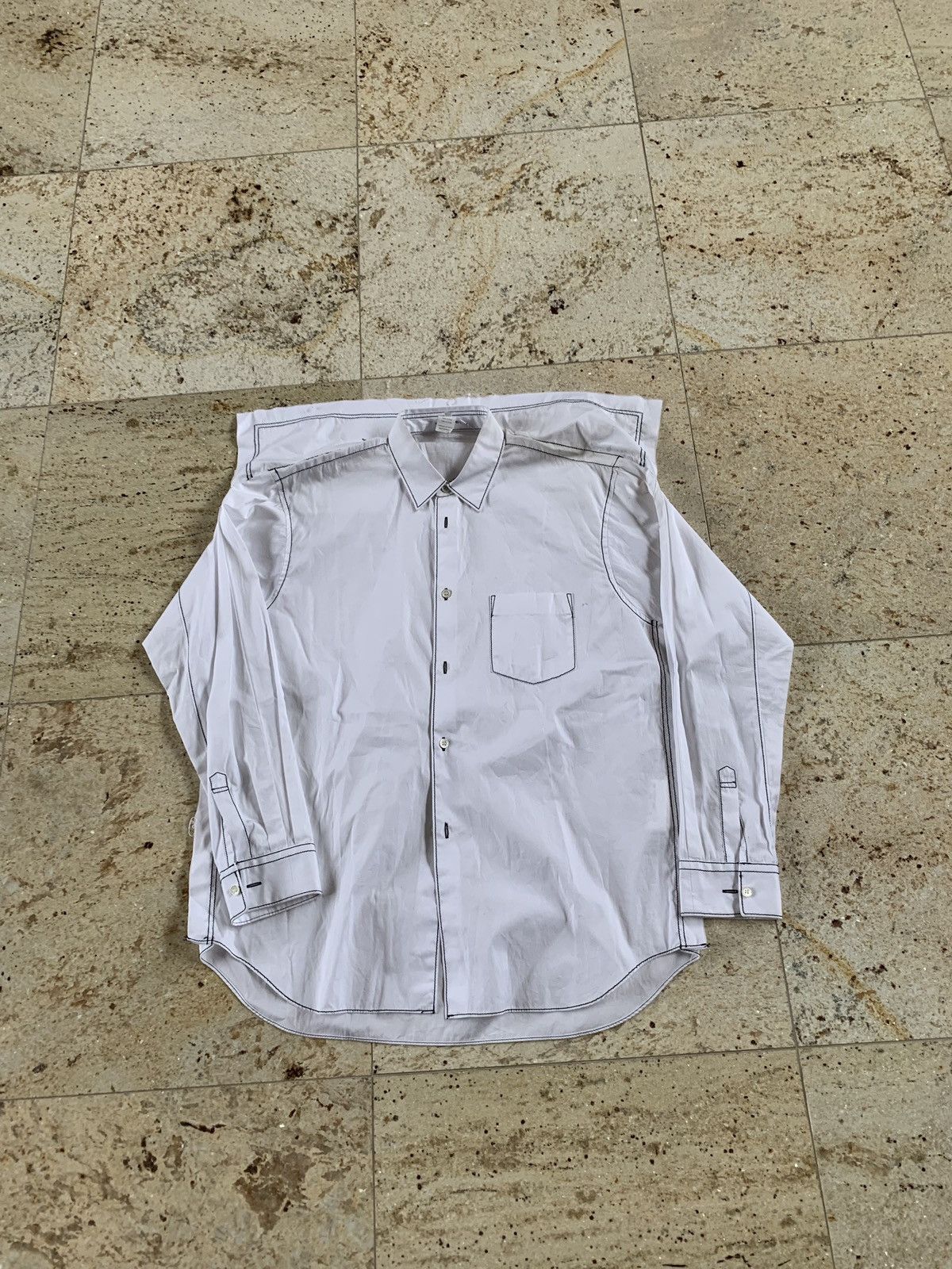 Comme des Garcons Back Attache Button Up In White With Black Stitch Size US M / EU 48-50 / 2 - 2 Thumbnail