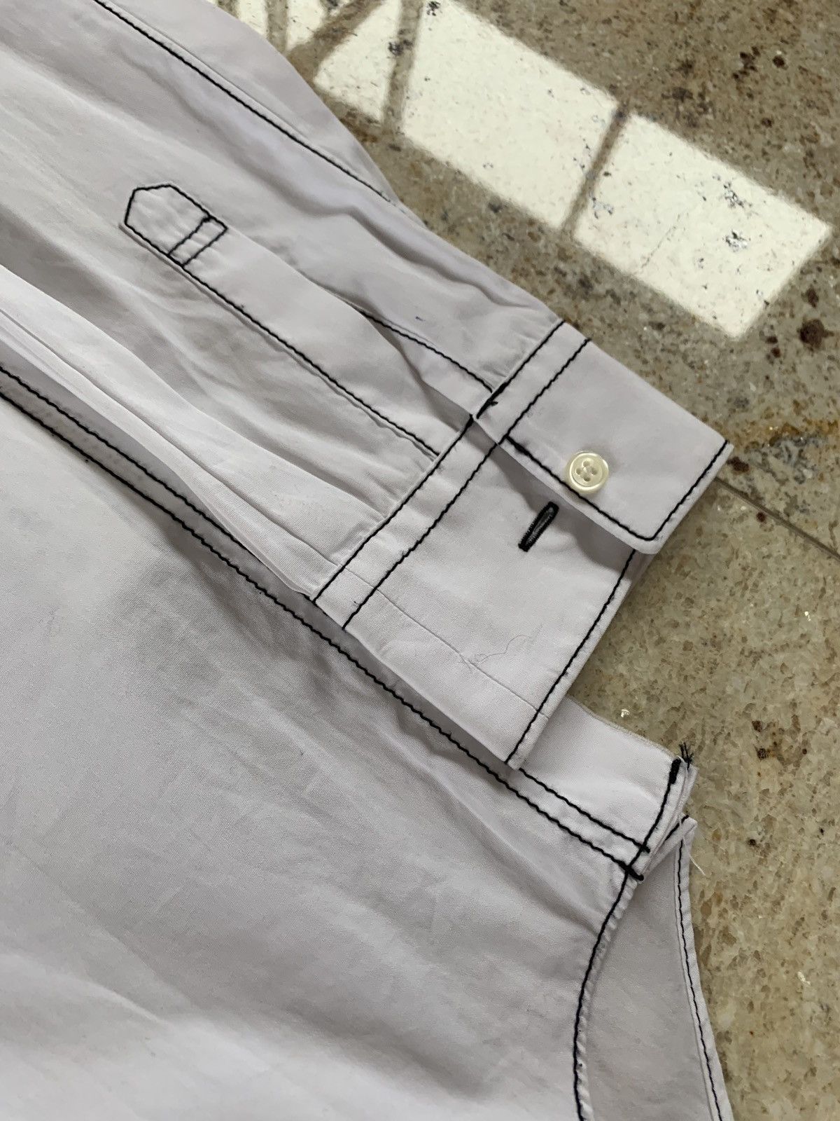 Comme des Garcons Back Attache Button Up In White With Black Stitch Size US M / EU 48-50 / 2 - 12 Thumbnail