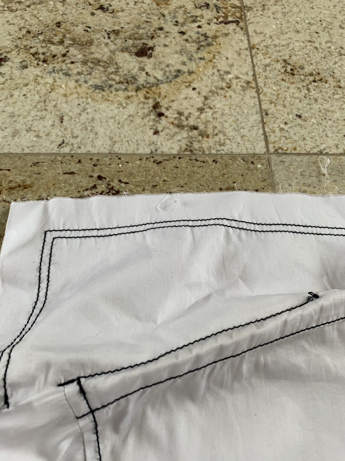Comme des Garcons Back Attache Button Up In White With Black Stitch Size US M / EU 48-50 / 2 - 13 Thumbnail