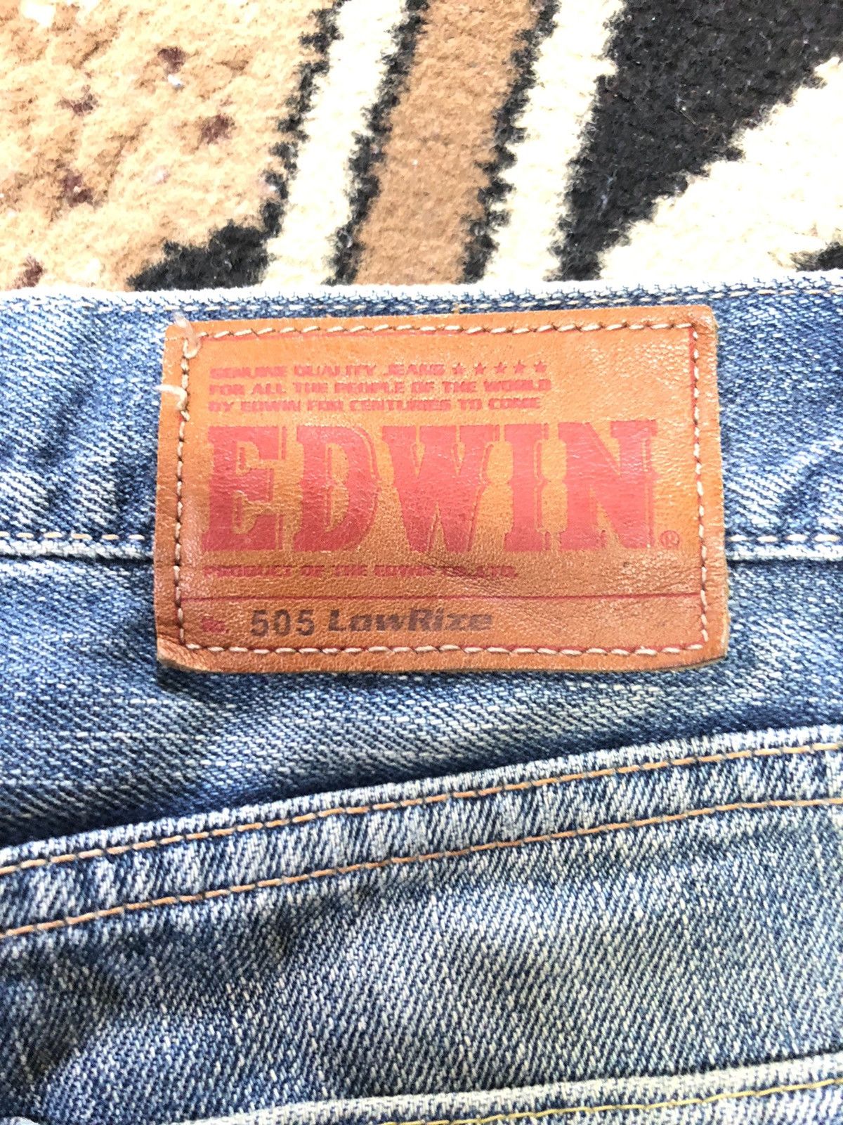 Edwin × Vintage VINTAGE SELVEDGE EDWIN LOWRIZE DISTRESSED BLUE WASH DENIM Size US 30 / EU 46 - 12 Thumbnail