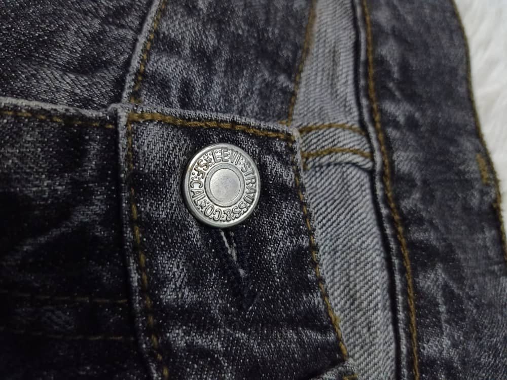 Levi's × Vintage VINTAGE 90s LEVI'S SUPER BLACK SHORT DISTRESSED DENIM JAPAN Size US 30 / EU 46 - 5 Thumbnail