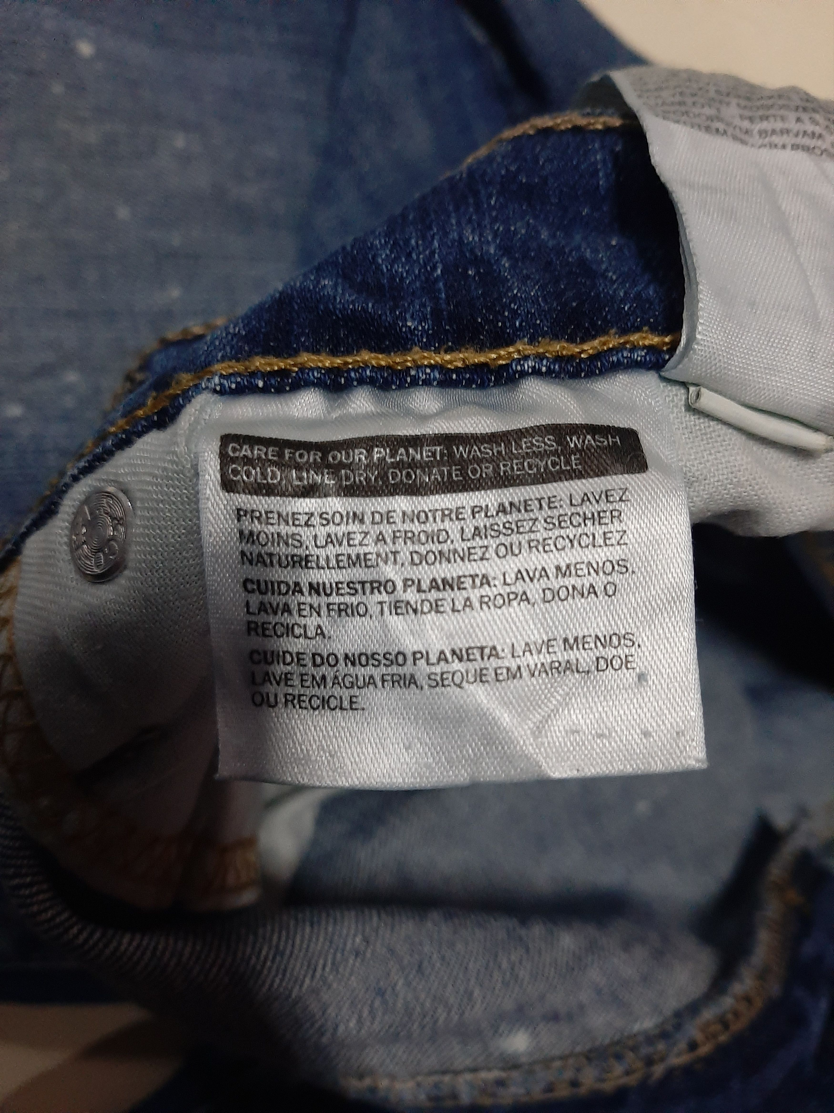 Levi's Vintage Clothing × Vintage VINTAGE LEVI'S 514 BLUE WASH DISTRESSED DENIM Size US 33 - 12 Thumbnail