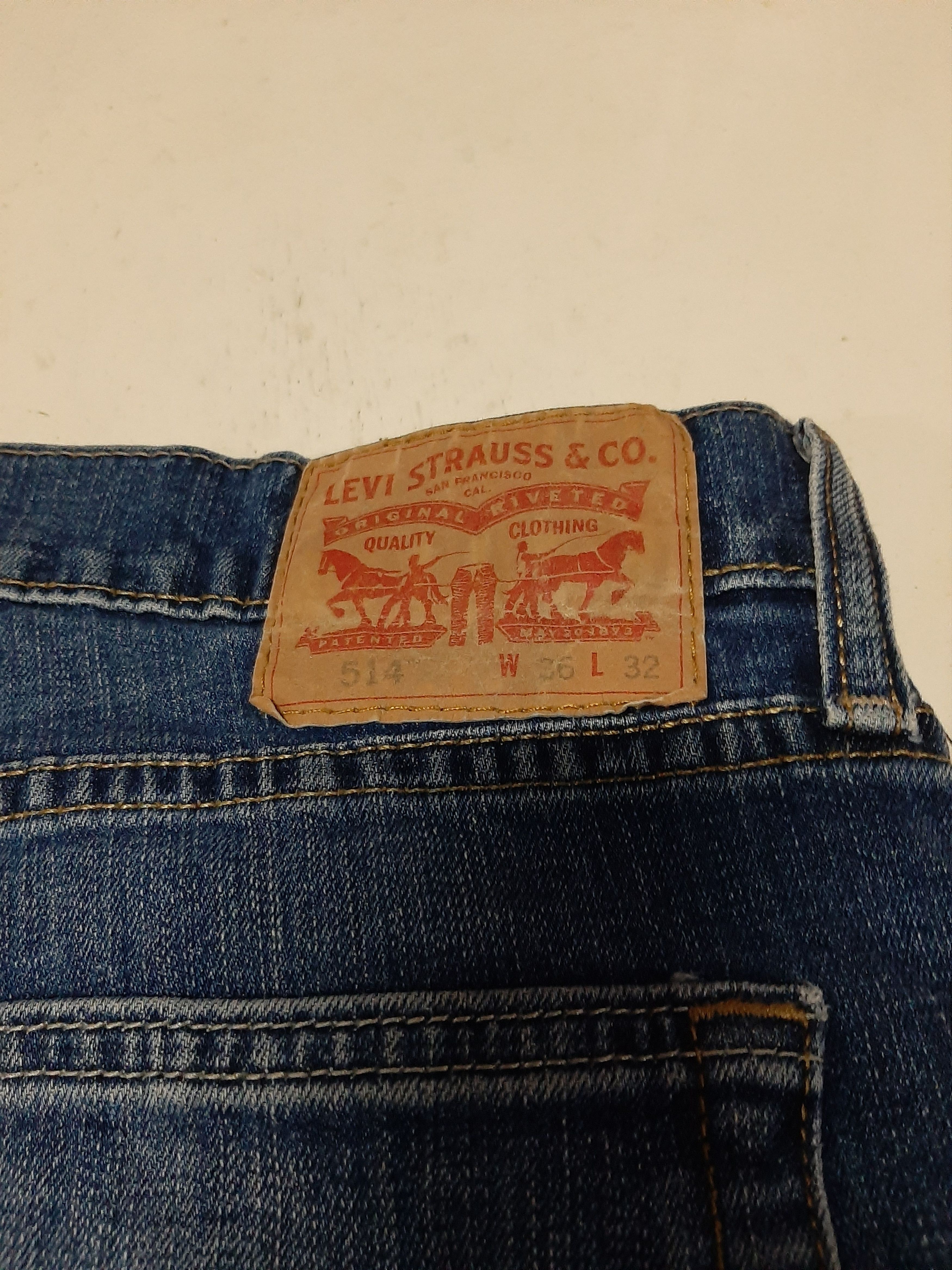 Levi's Vintage Clothing × Vintage VINTAGE LEVI'S 514 BLUE WASH DISTRESSED DENIM Size US 33 - 18 Thumbnail