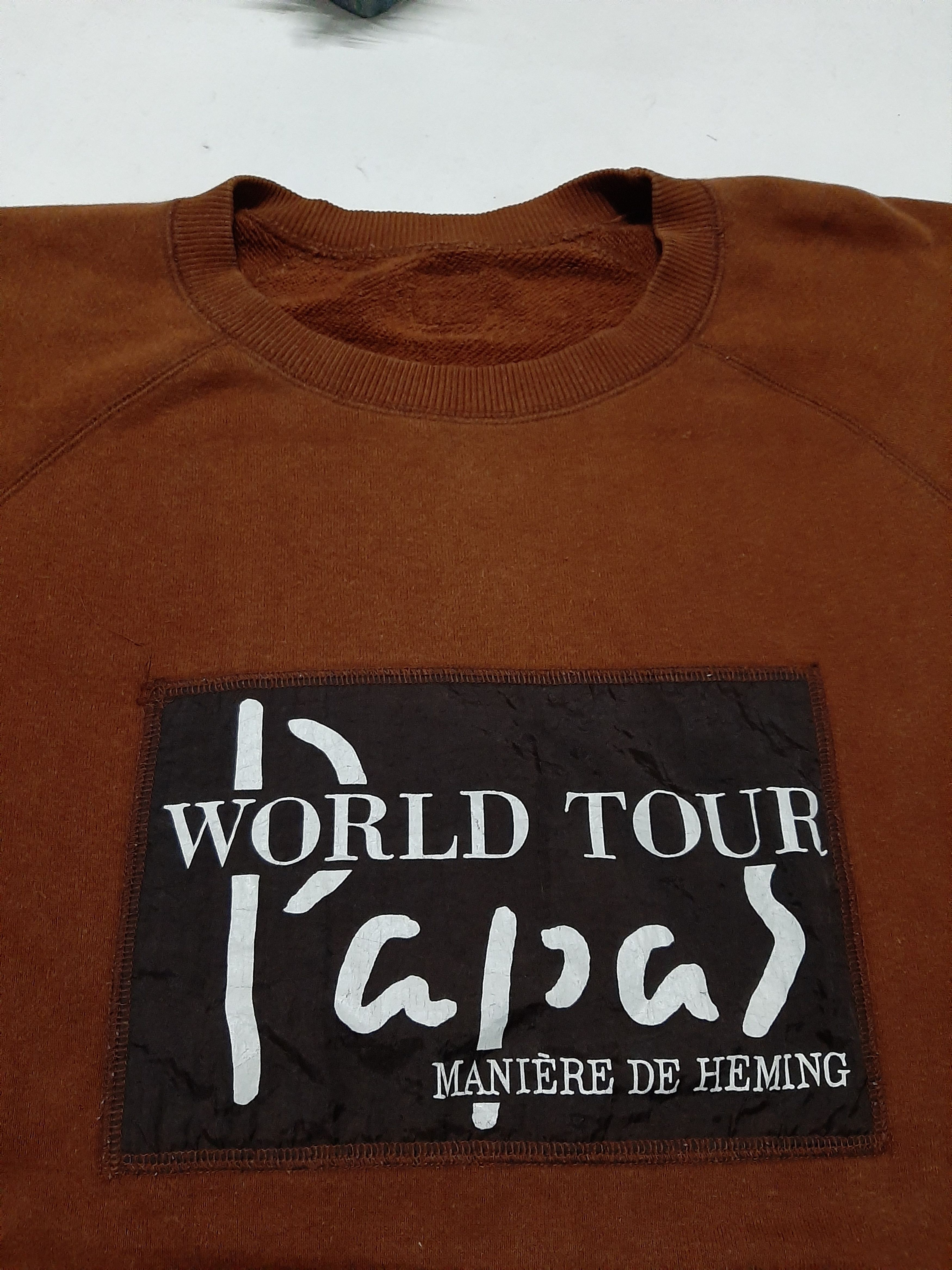 Band Tees × Japanese Brand × Vintage VINTAGE PAPAS MANIERE DE HEMING WORLD TOUR SWEATSHIRT Size US L / EU 52-54 / 3 - 2 Thumbnail