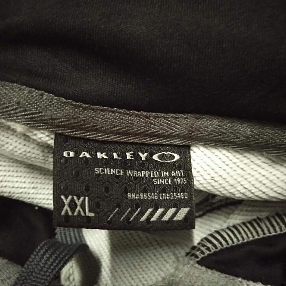 Oakley × Vintage VINTAGE OAKLEY EMBROIDERY SPELL OUT LOGO SWEATSHIRT hoodies Size US L / EU 52-54 / 3 - 4 Thumbnail