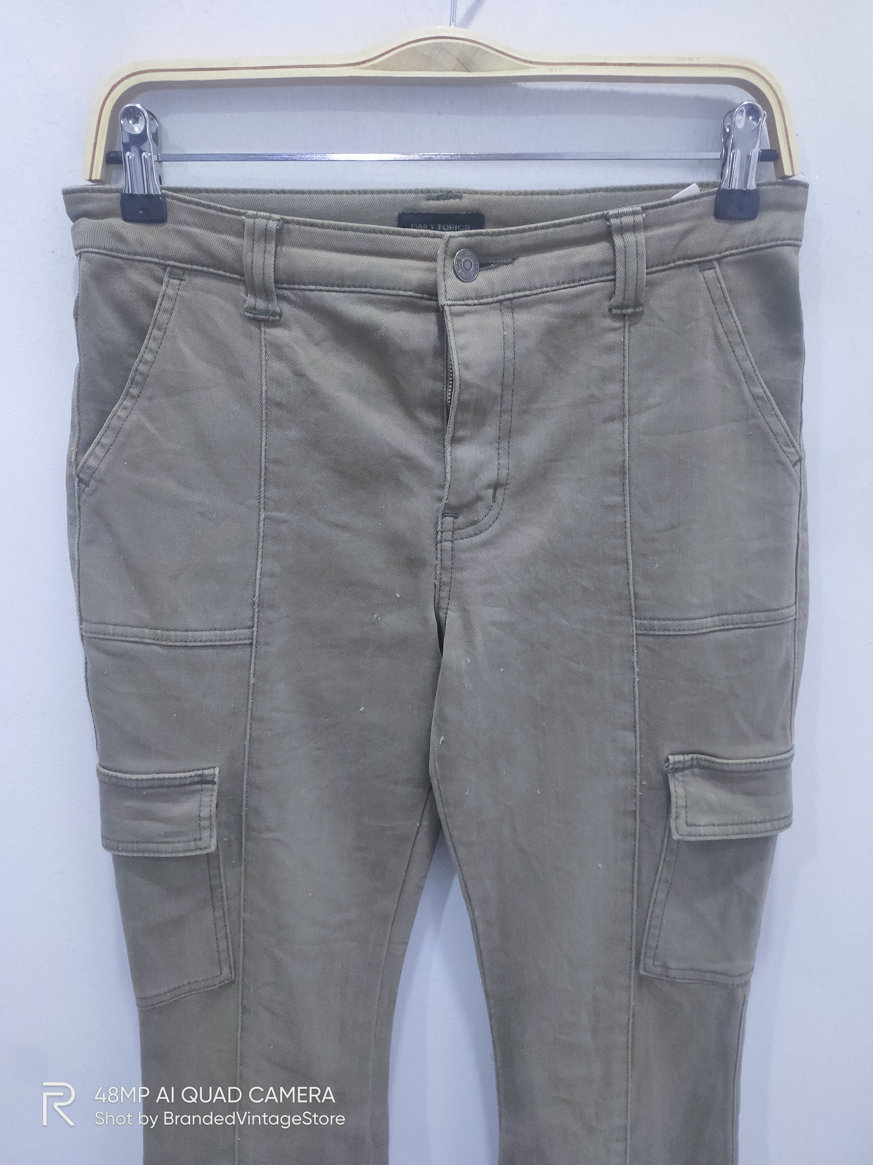 Japanese Brand Vintage DAILY TOPIC Flare Tactical Denim Cargo Pants Jeans Size 30" / US 8 / IT 44 - 4 Thumbnail