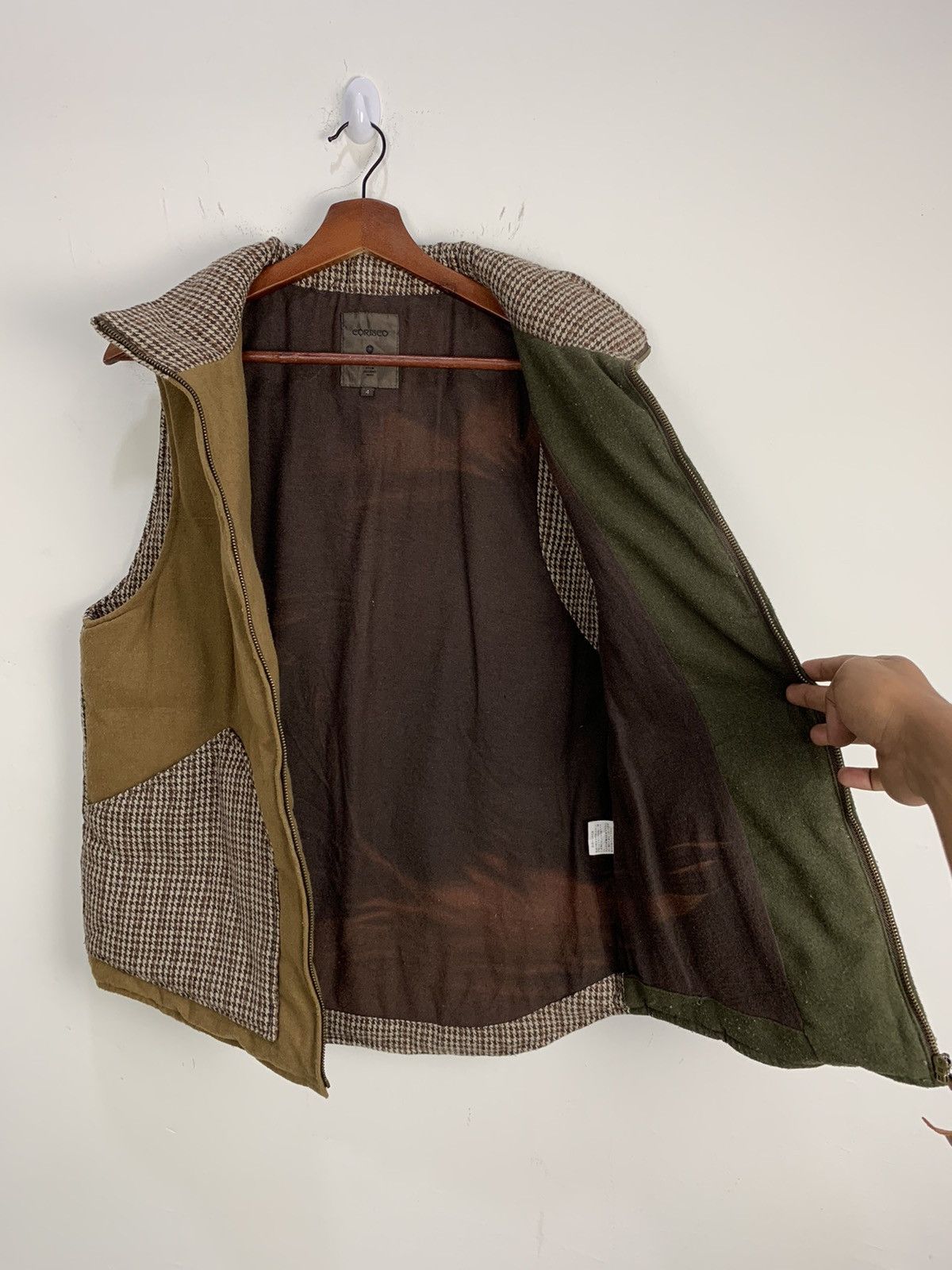 Harris Tweed × Japanese Brand HARRIS TWEED CORISCO Patchwork Houndstooth Art Vest Jacket Size US M / EU 48-50 / 2 - 16 Thumbnail