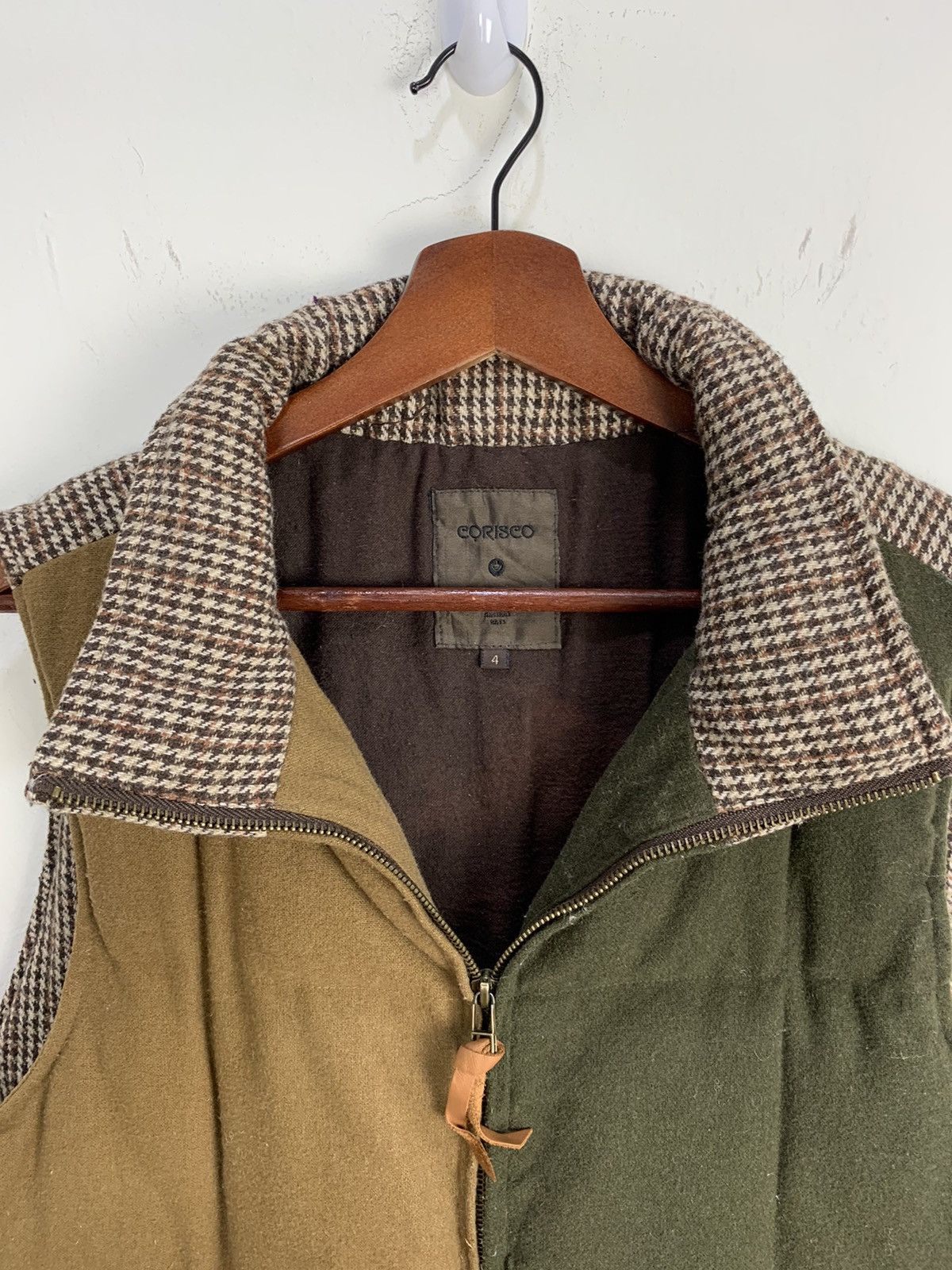 Harris Tweed × Japanese Brand HARRIS TWEED CORISCO Patchwork Houndstooth Art Vest Jacket Size US M / EU 48-50 / 2 - 9 Thumbnail