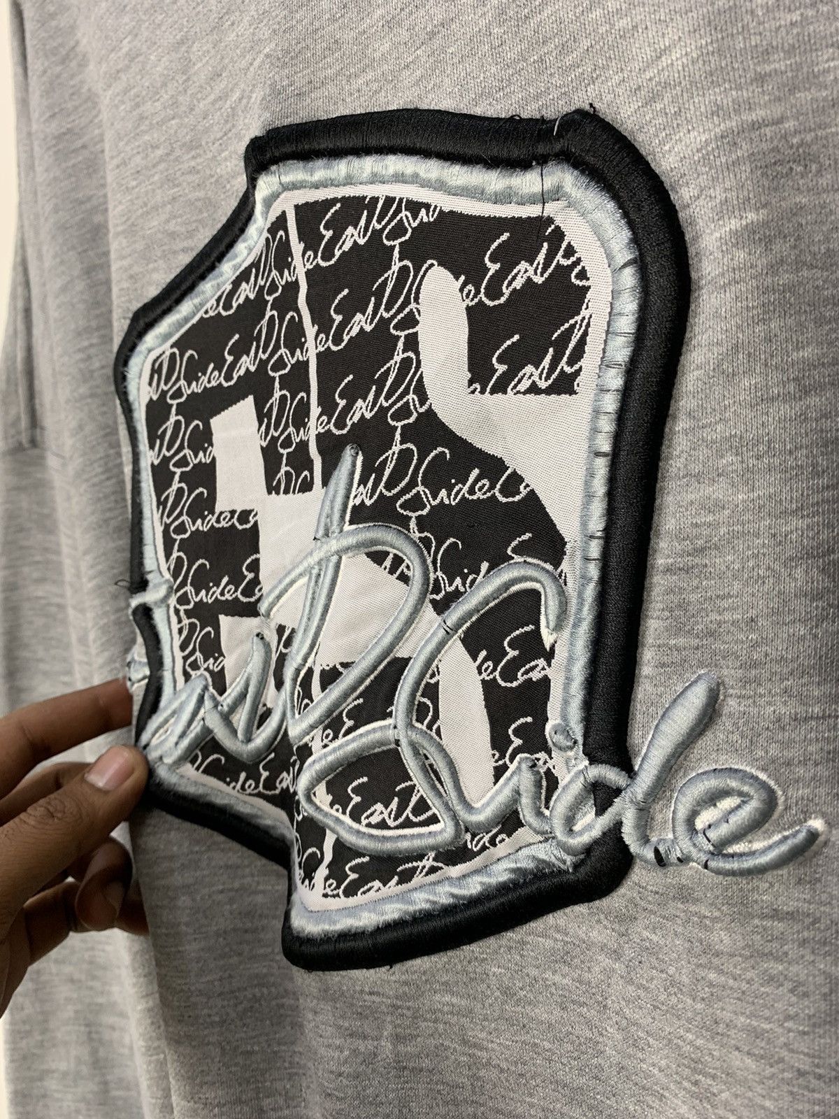 Japanese Brand × X-LARGE EAST SIDE Extra Large Embroidery Center Spellout Sweatshirt Size US XXL / EU 58 / 5 - 9 Thumbnail