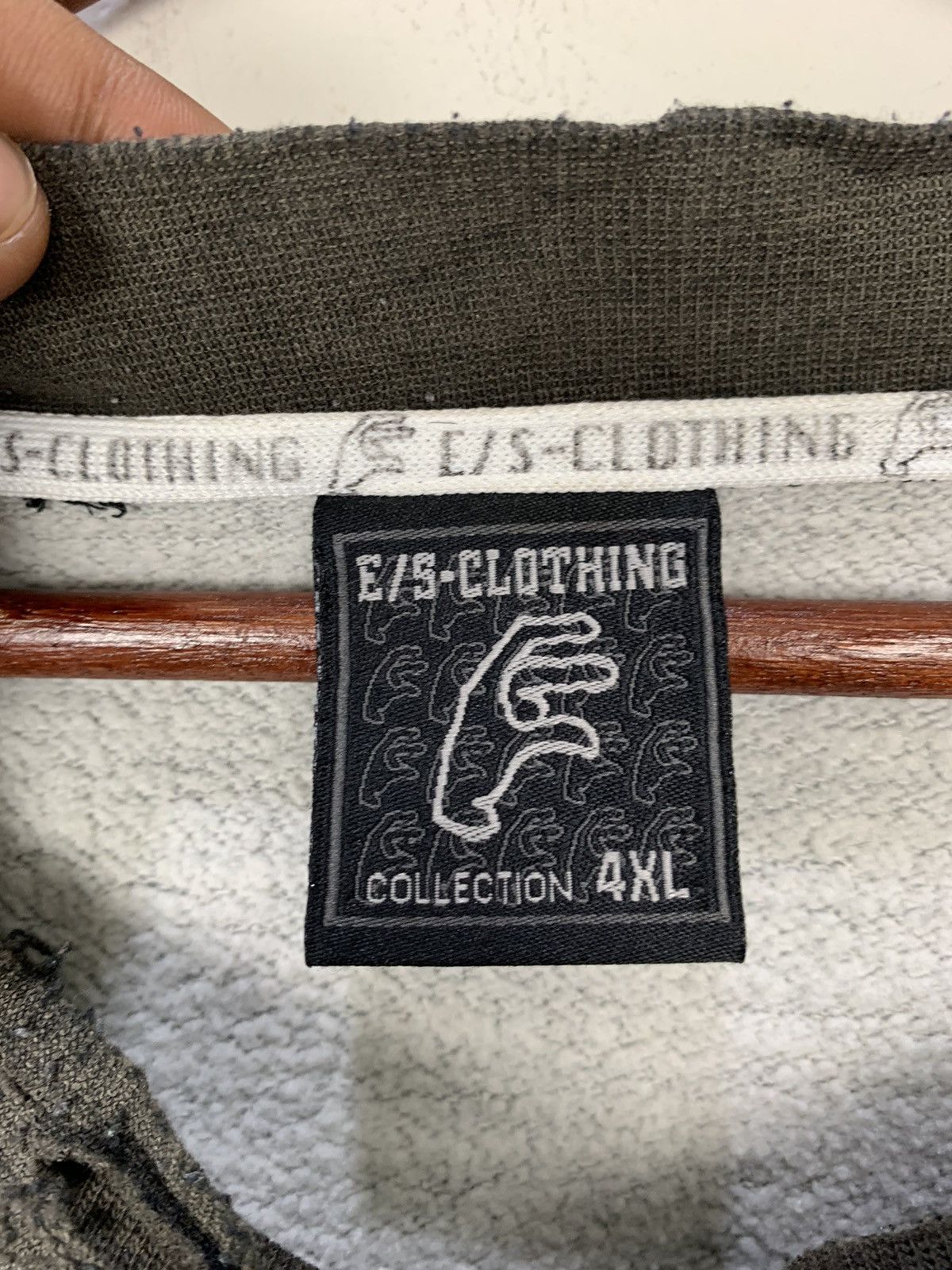 Japanese Brand × X-LARGE EAST SIDE Extra Large Embroidery Center Spellout Sweatshirt Size US XXL / EU 58 / 5 - 18 Thumbnail
