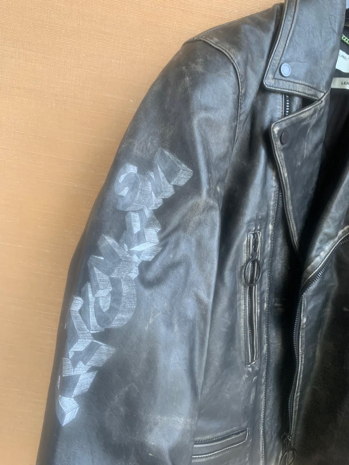 Off-White Leather Vintage Biker Jacket Size US L / EU 52-54 / 3 - 19 Thumbnail