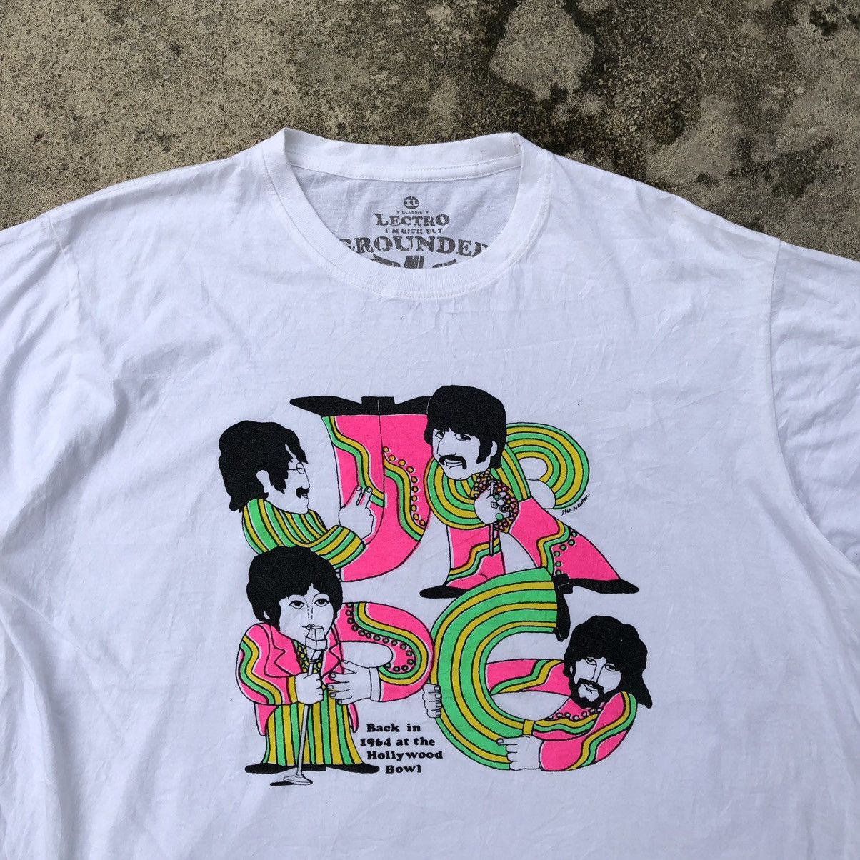 Japanese Brand × Vintage Rare The Beatles Back At Hollywood Promo Concert Tee Size US XL / EU 56 / 4 - 2 Thumbnail