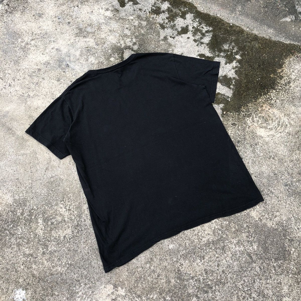 Band Tees × Vintage Rare Disturbed Band NU Metal Big Image Promo Album Tee Size US L / EU 52-54 / 3 - 5 Thumbnail