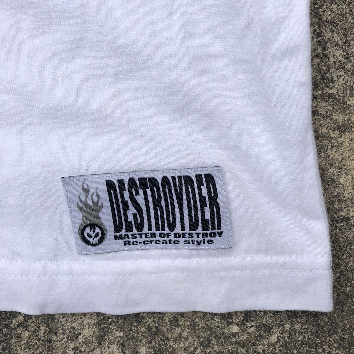 Japanese Brand × Vintage Rare Japanese Brand Destroyder Heavy Destroy Big Print Tee Size US S / EU 44-46 / 1 - 7 Thumbnail
