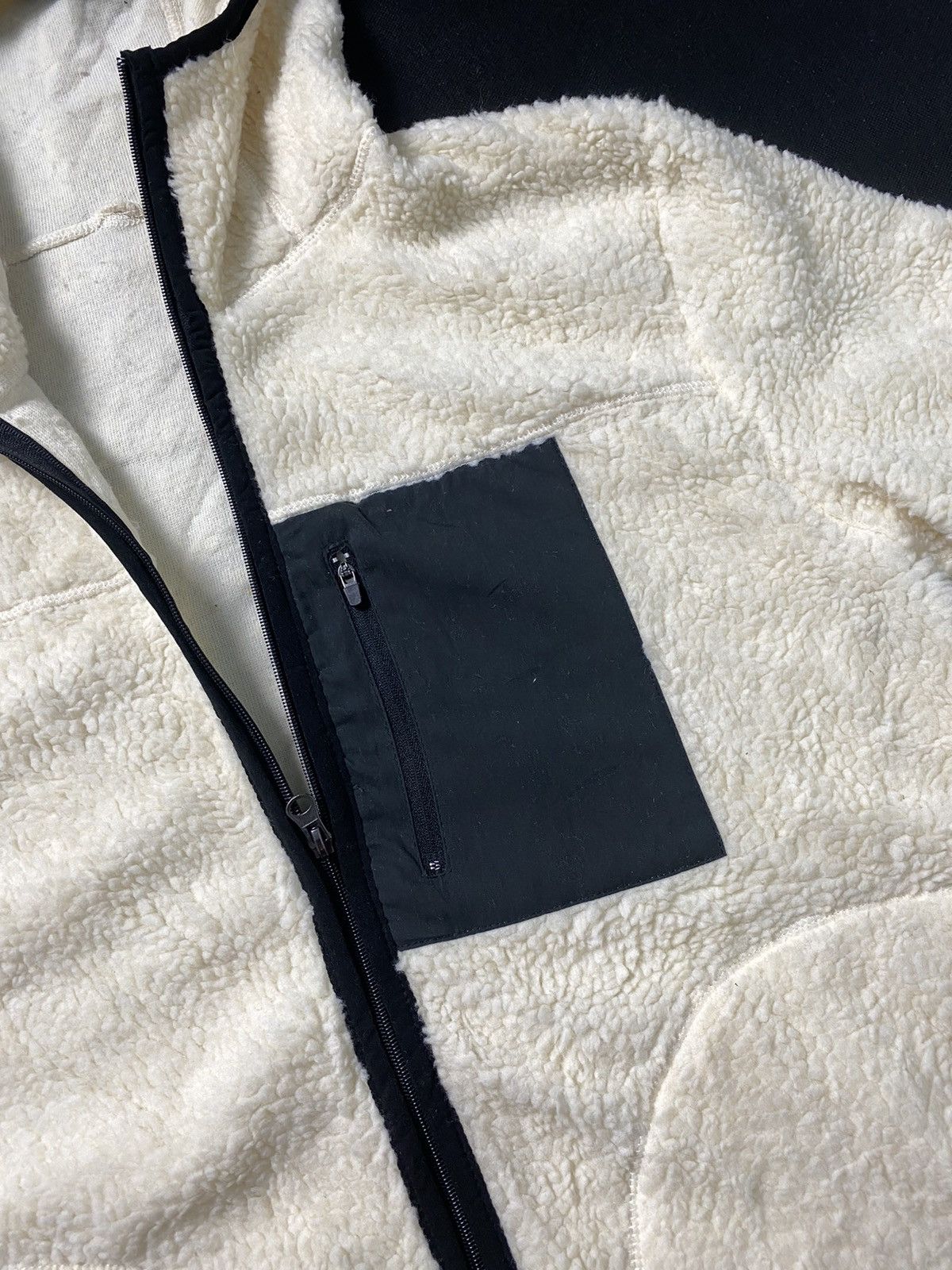 Japanese Brand Japanese Brand Fleece Hoodie Nice Design Size US M / EU 48-50 / 2 - 4 Thumbnail