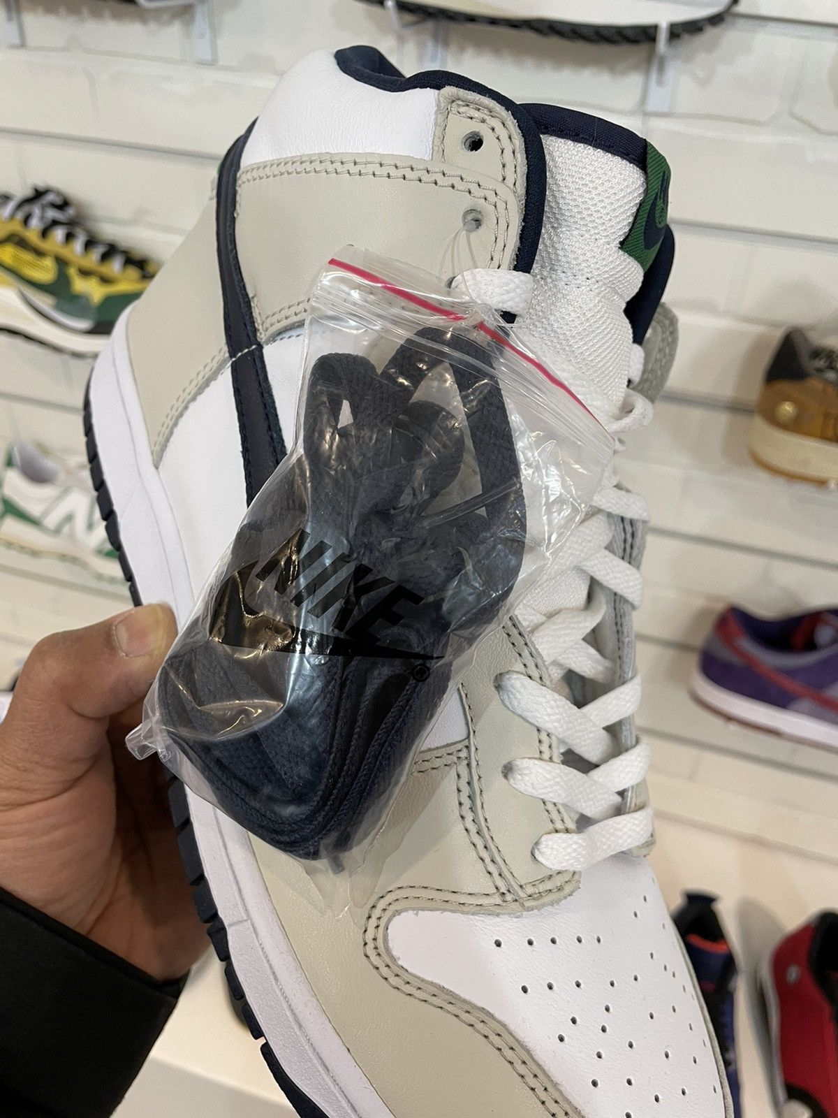 Nike Dunk High Light Bone | Obsidian-Classic Green-White Size US 12.5 / EU 45-46 - 5 Thumbnail