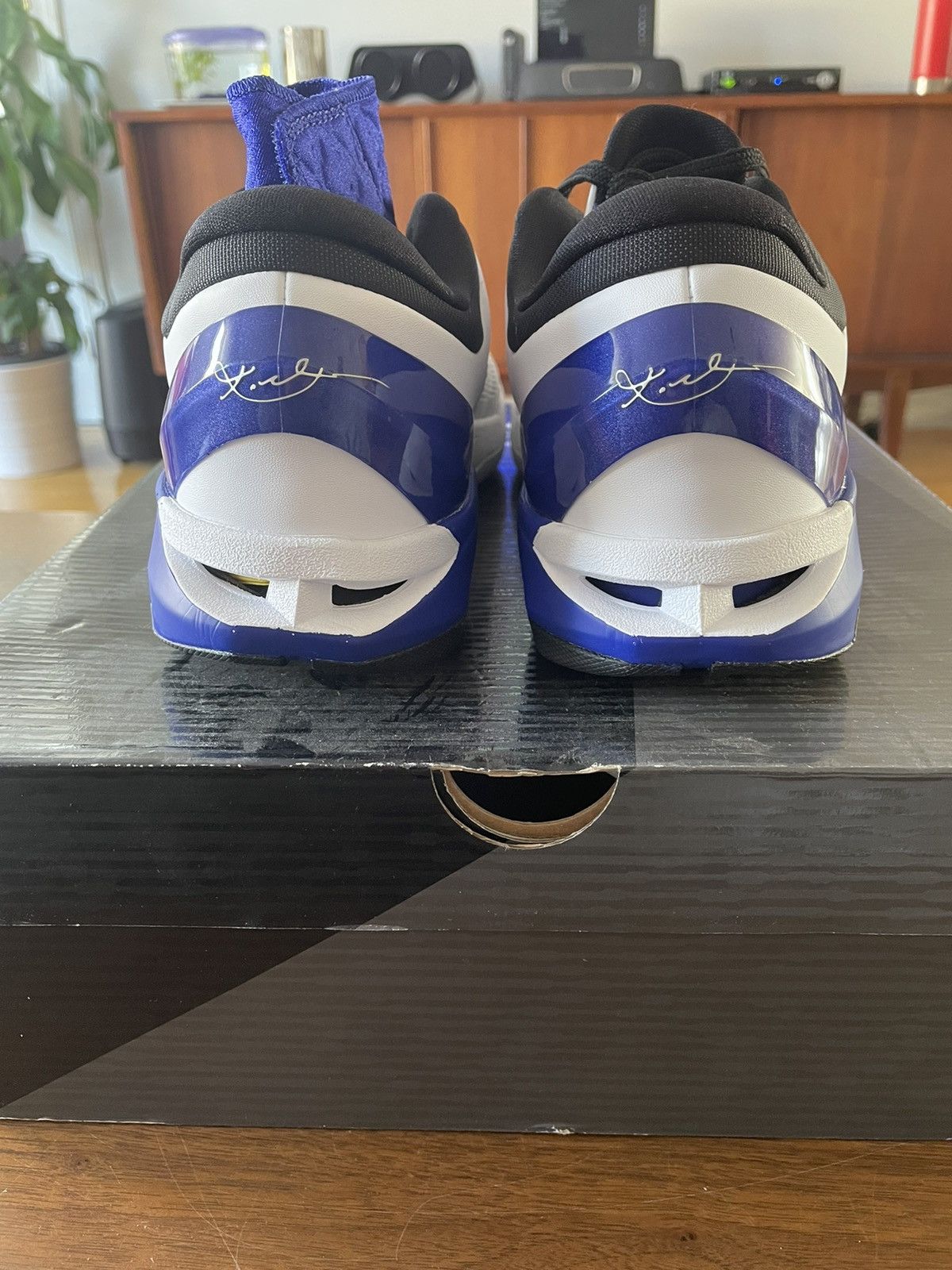 Nike Zoom Kobe 7 System Supreme Concord 2011 Size US 9 / EU 42 - 4 Thumbnail
