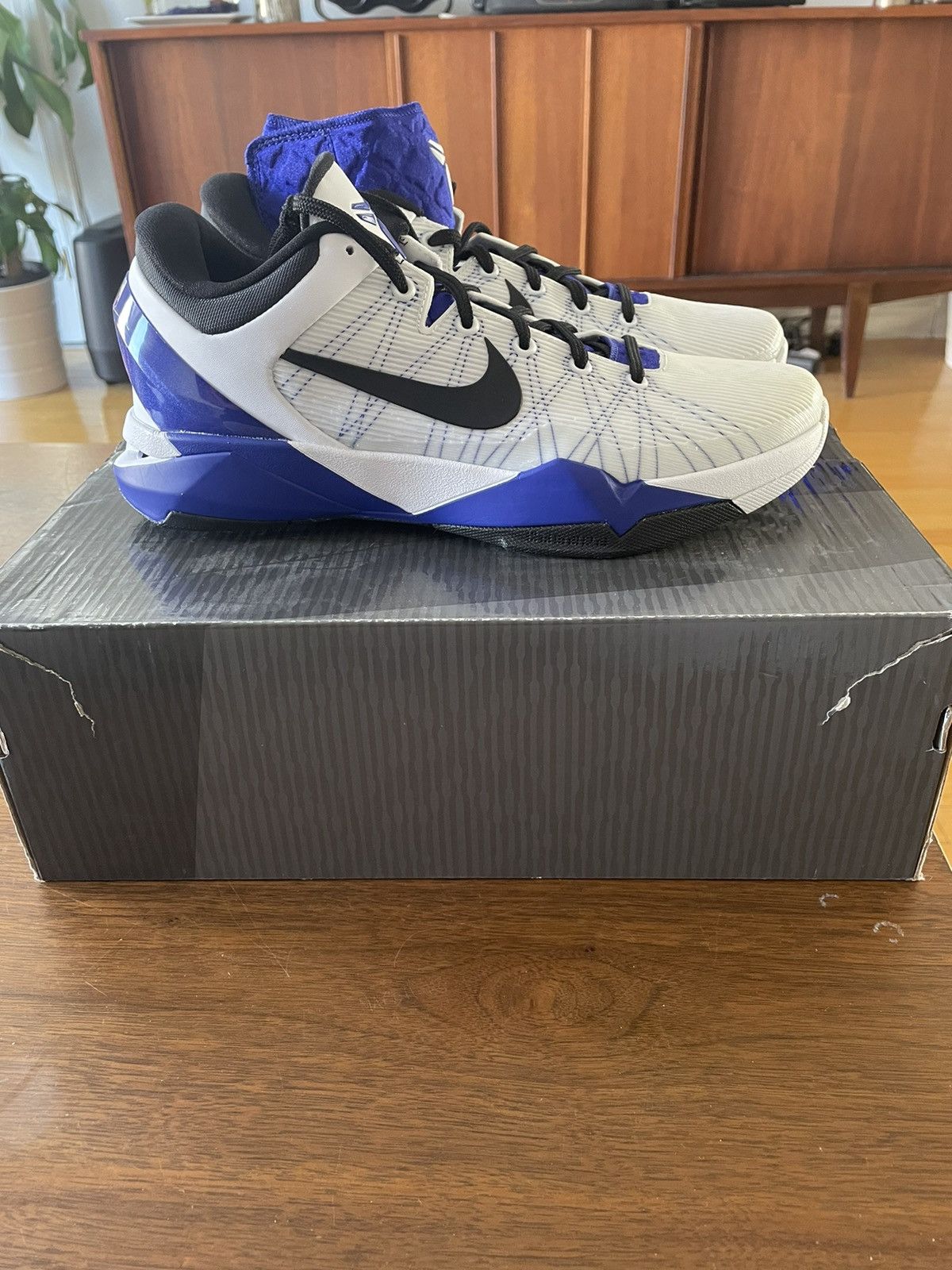 Nike Zoom Kobe 7 System Supreme Concord 2011 Size US 9 / EU 42 - 3 Thumbnail