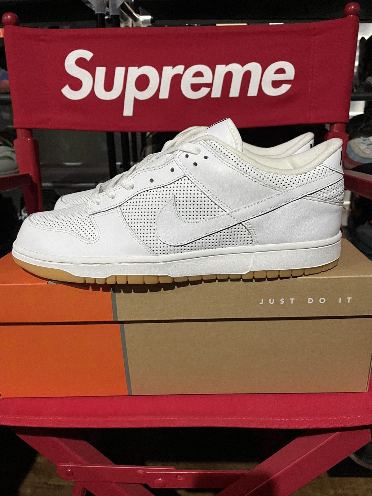 Nike Dunk Low White | White-Black (Gum O | S) Size US 13 / EU 46 - 1 Thumbnail