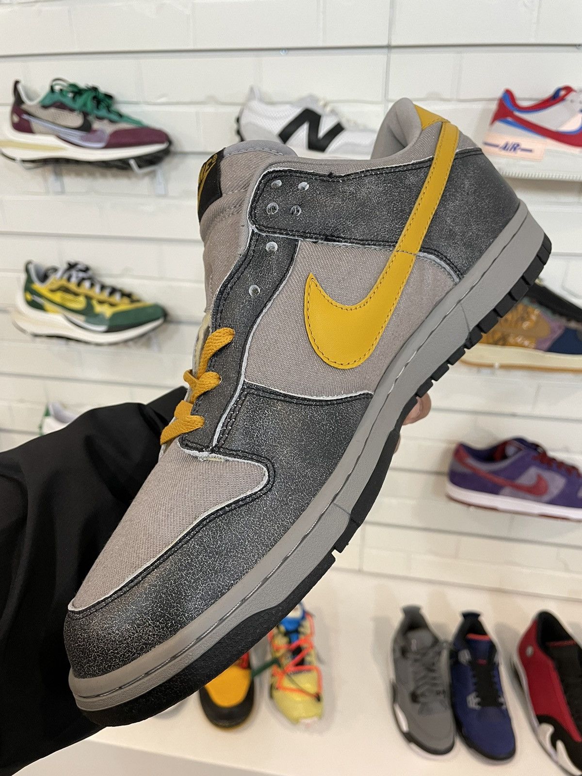 Nike Dunk Low Ltd Black | Gold Leaf-Medium Grey Size US 13 / EU 46 - 3 Thumbnail