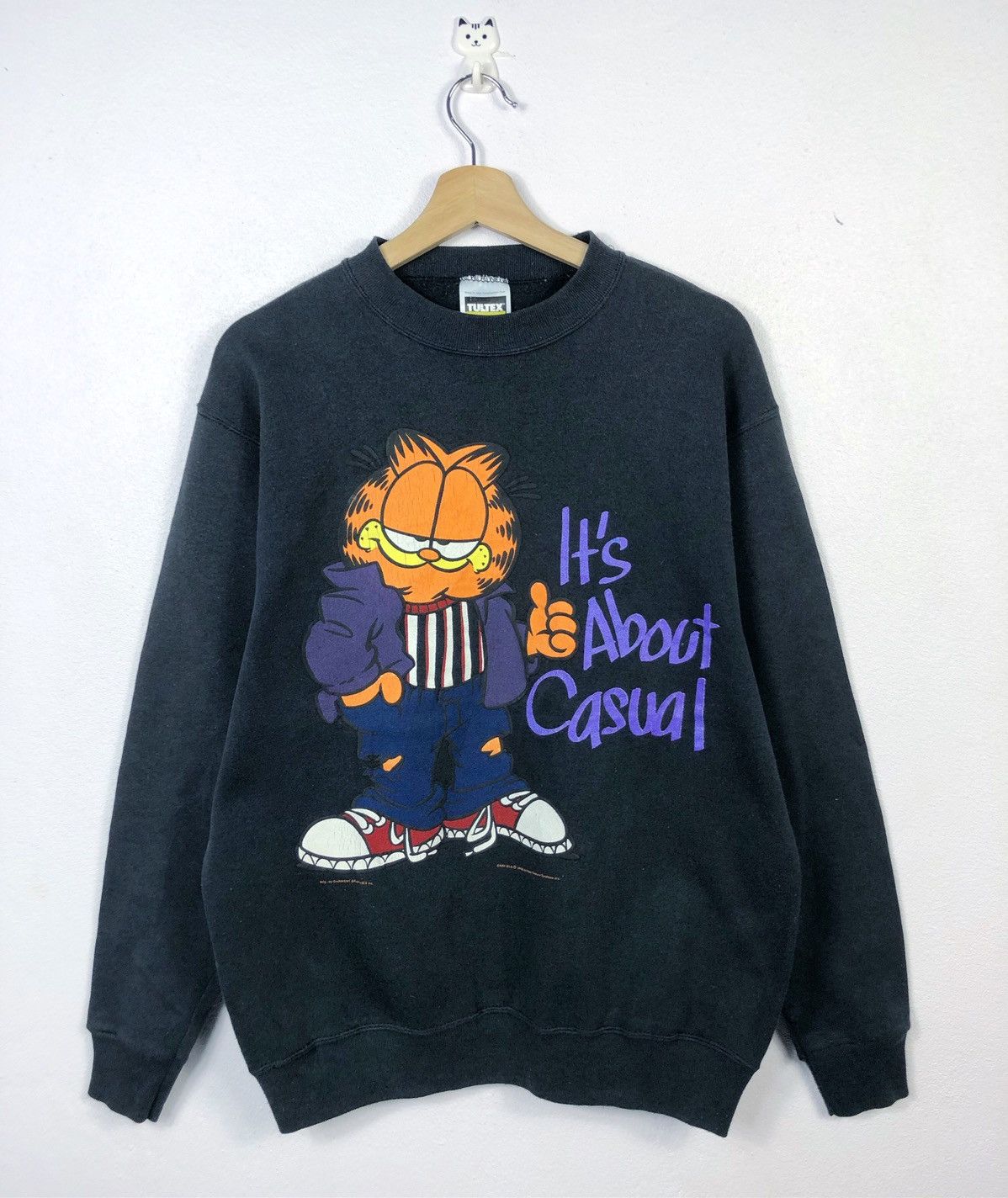image of Vintage Garfield Sweatshirt Made In Usa in Black, Men's (Size Medium)