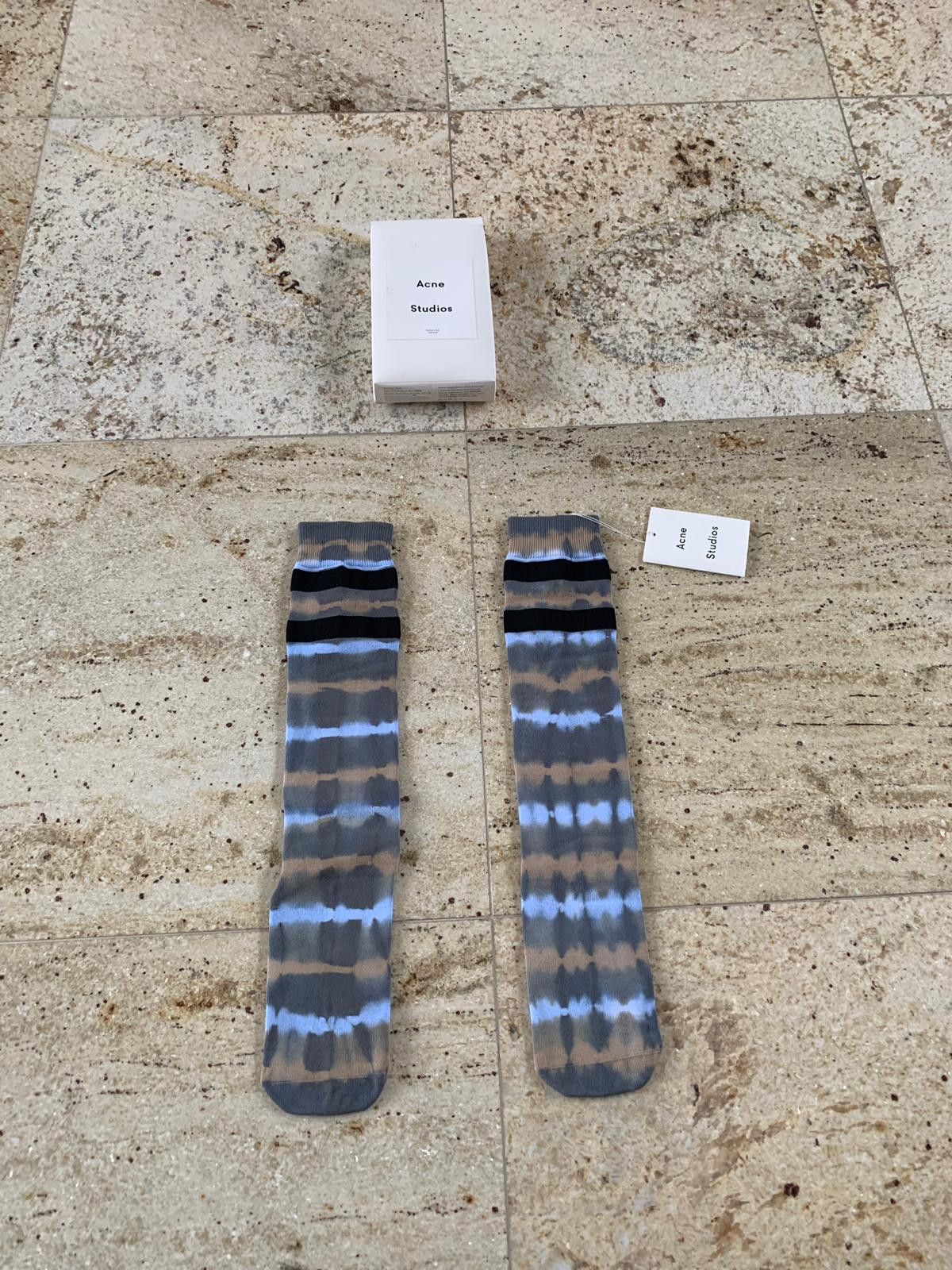 Acne Studios Nasaya S Dye Socks in Multicolor Size ONE SIZE - 1 Thumbnail