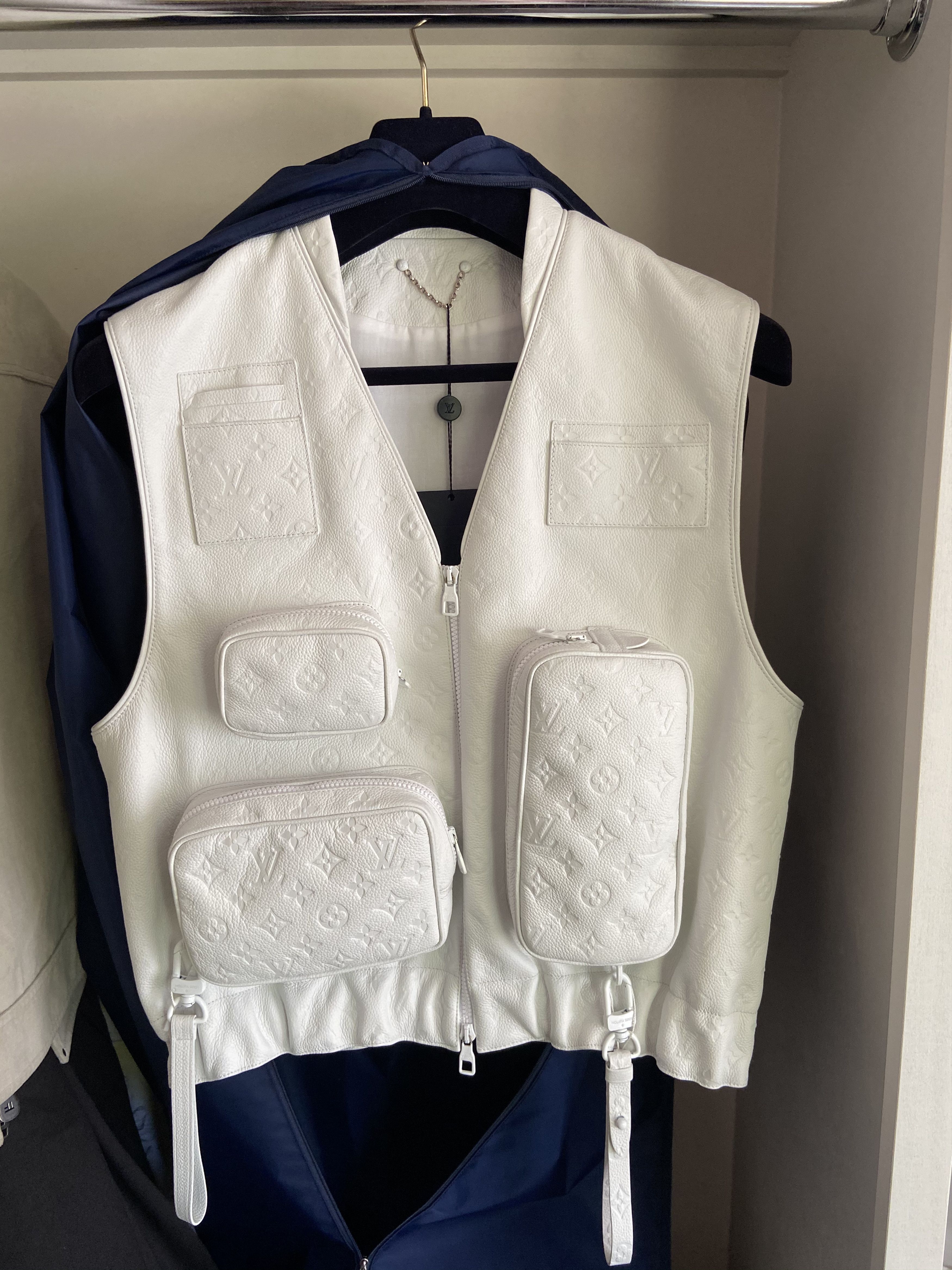 Louis Vuitton Rare LV Monogram Vest Size US L / EU 52-54 / 3 - 1 Thumbnail