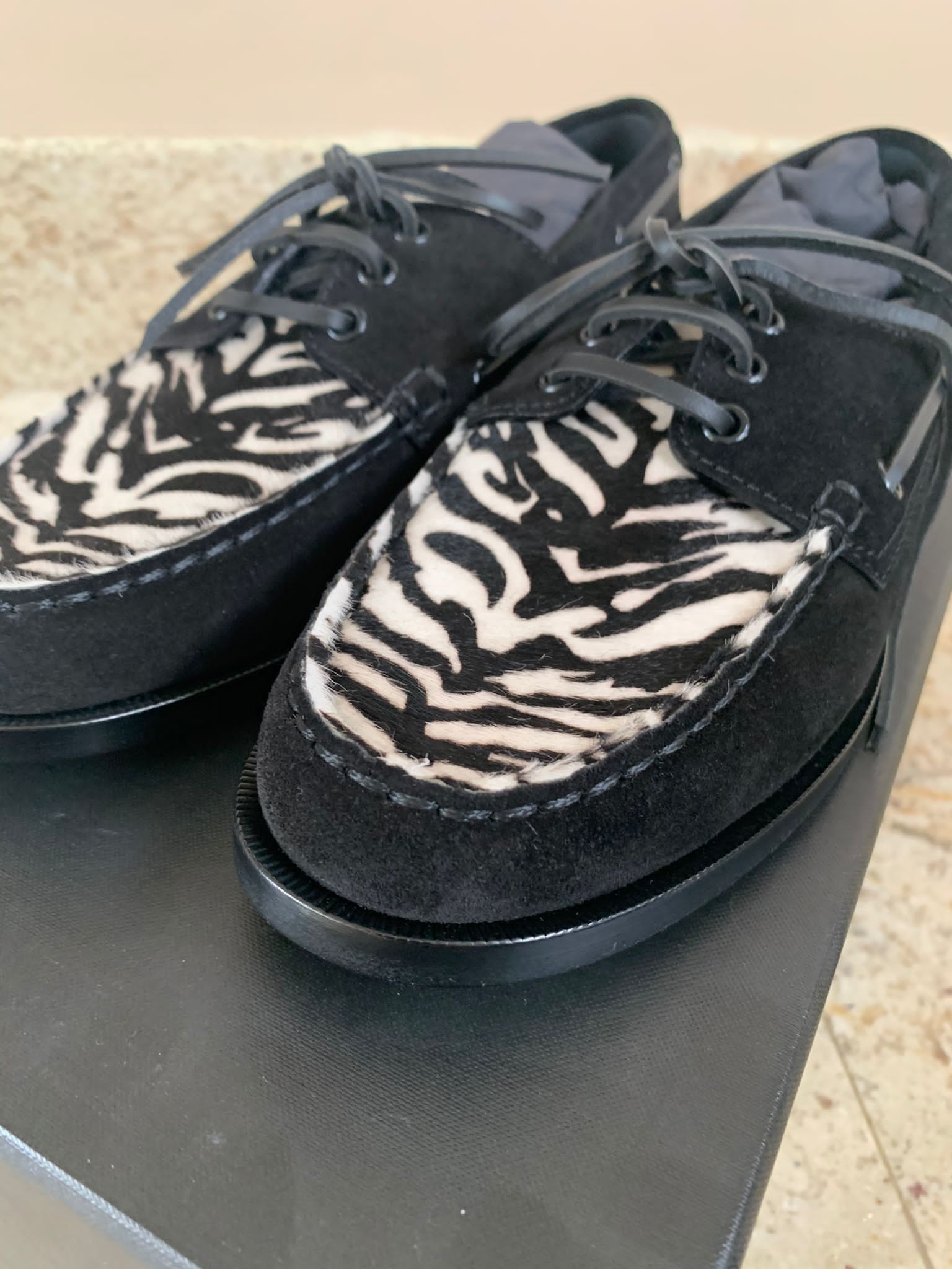 Saint Laurent Paris Suede Deck Loafers in Black with Zebra color Size US 9.5 / EU 42-43 - 11 Thumbnail