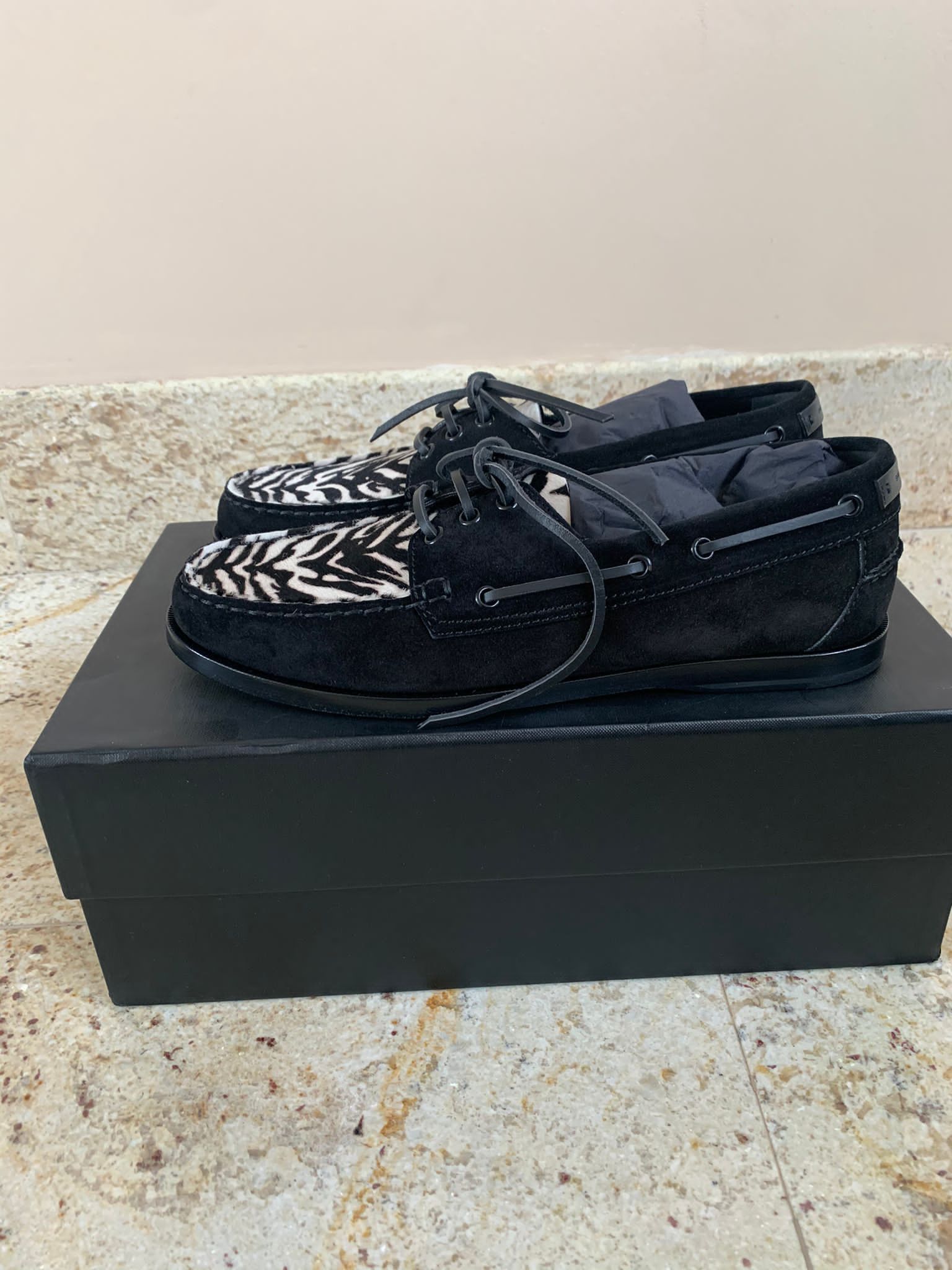 Saint Laurent Paris Suede Deck Loafers in Black with Zebra color Size US 9.5 / EU 42-43 - 12 Thumbnail