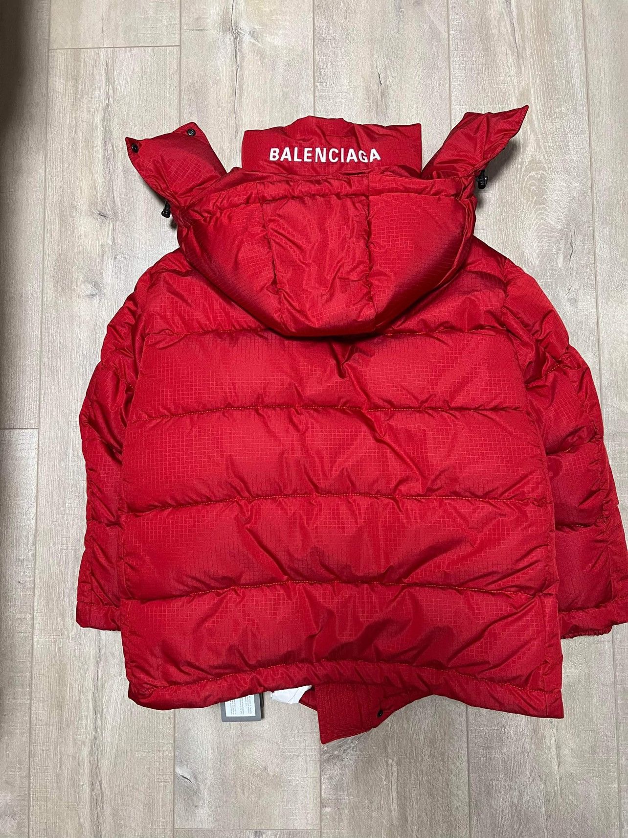 image of Balenciaga Swing Puffer Jacket in Red, Men's (Size Small)