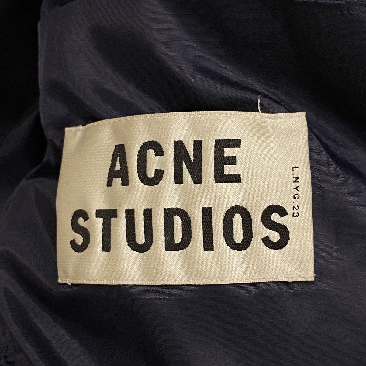 Acne Studios Acne Studios AW13 Blaine Velvet Down Jacket Size US M / EU 48-50 / 2 - 11 Thumbnail