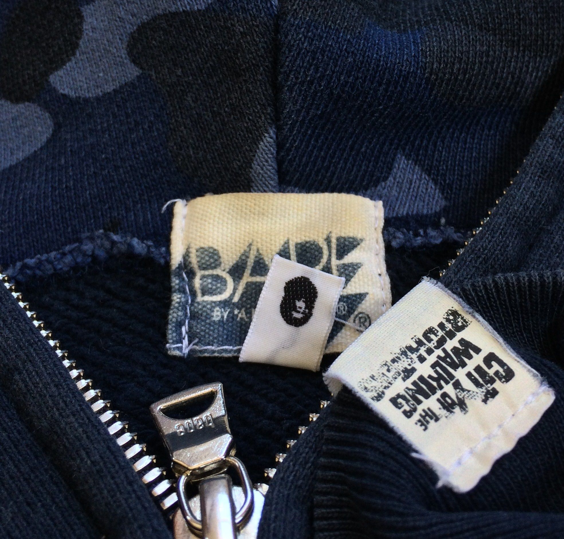Bape S/S 2006 Bape Blue Camo Shark Hoodie Size US L / EU 52-54 / 3 - 7 Thumbnail