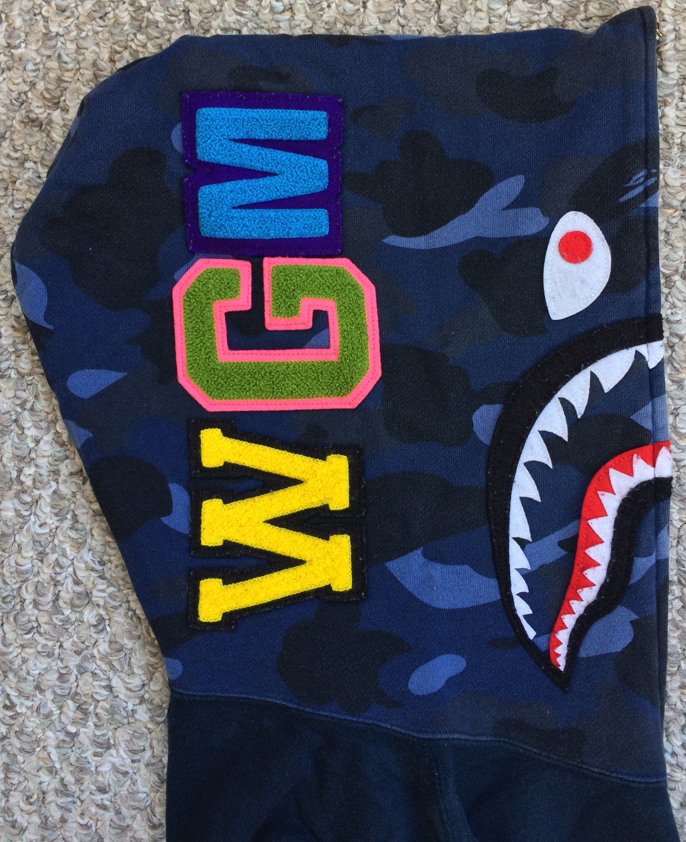 Bape S/S 2006 Bape Blue Camo Shark Hoodie Size US L / EU 52-54 / 3 - 4 Thumbnail