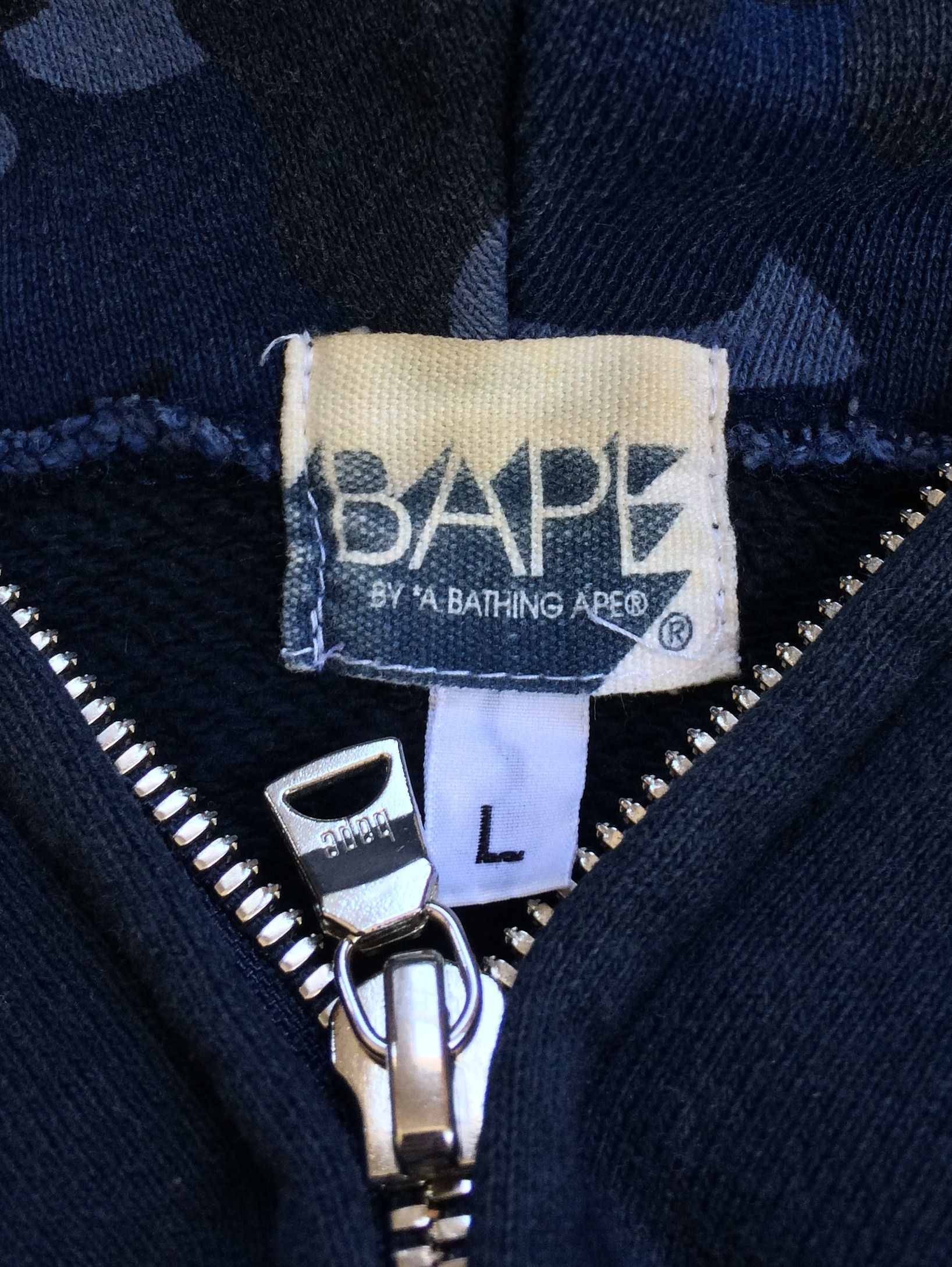 Bape S/S 2006 Bape Blue Camo Shark Hoodie Size US L / EU 52-54 / 3 - 6 Thumbnail